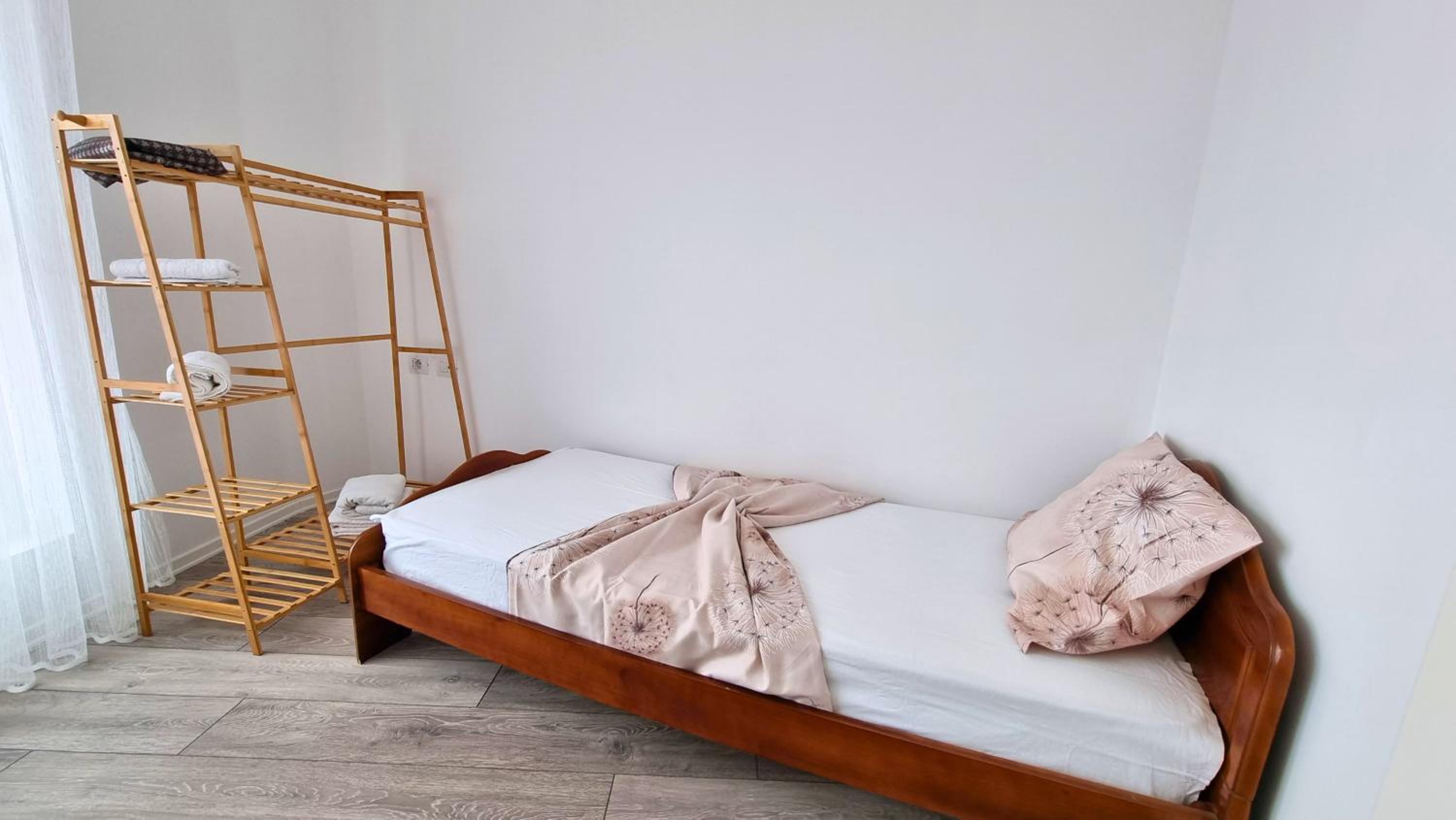 Cozy 2br condo Free Parking-WiFi-AC-Dryer