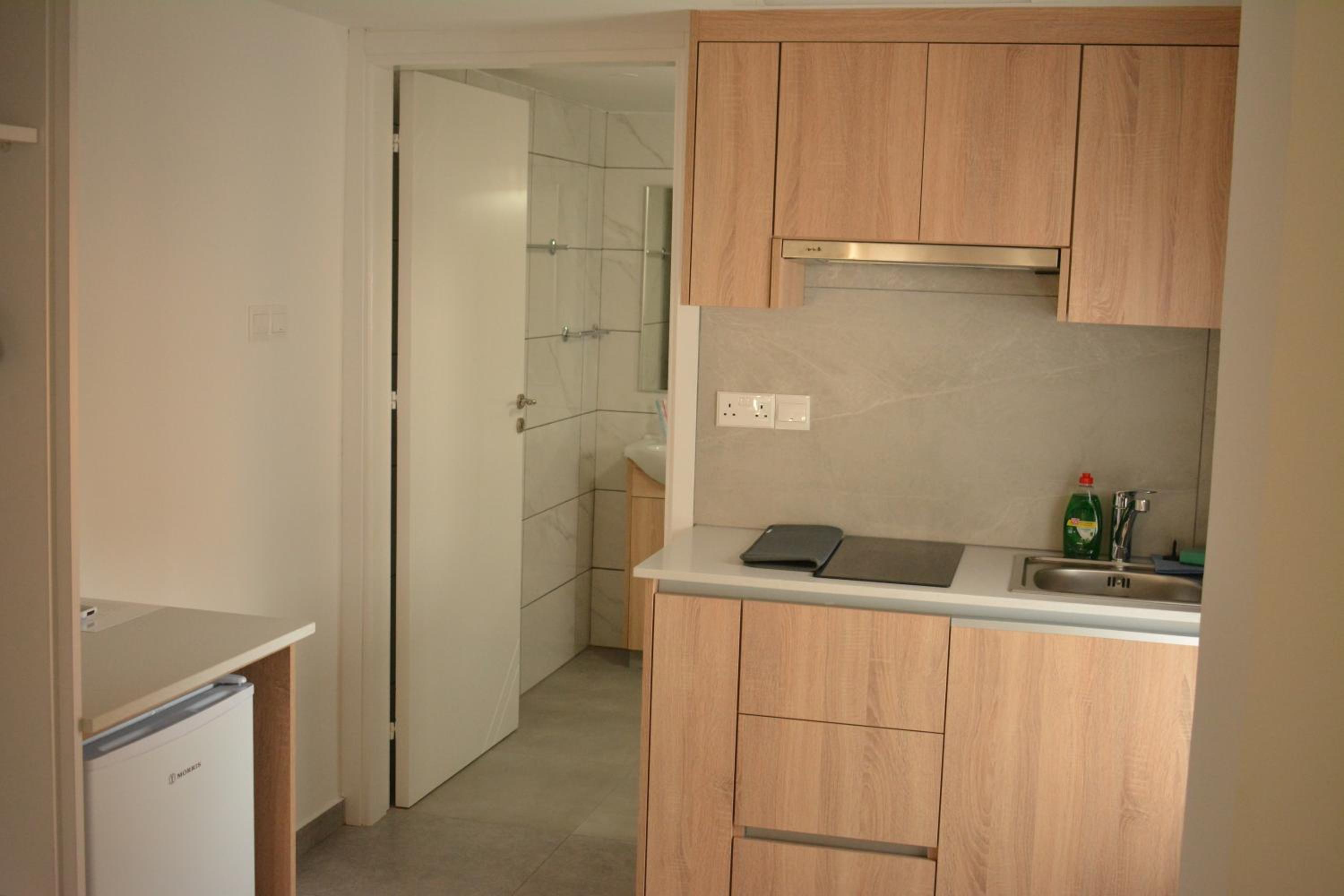 Green Bay Suites