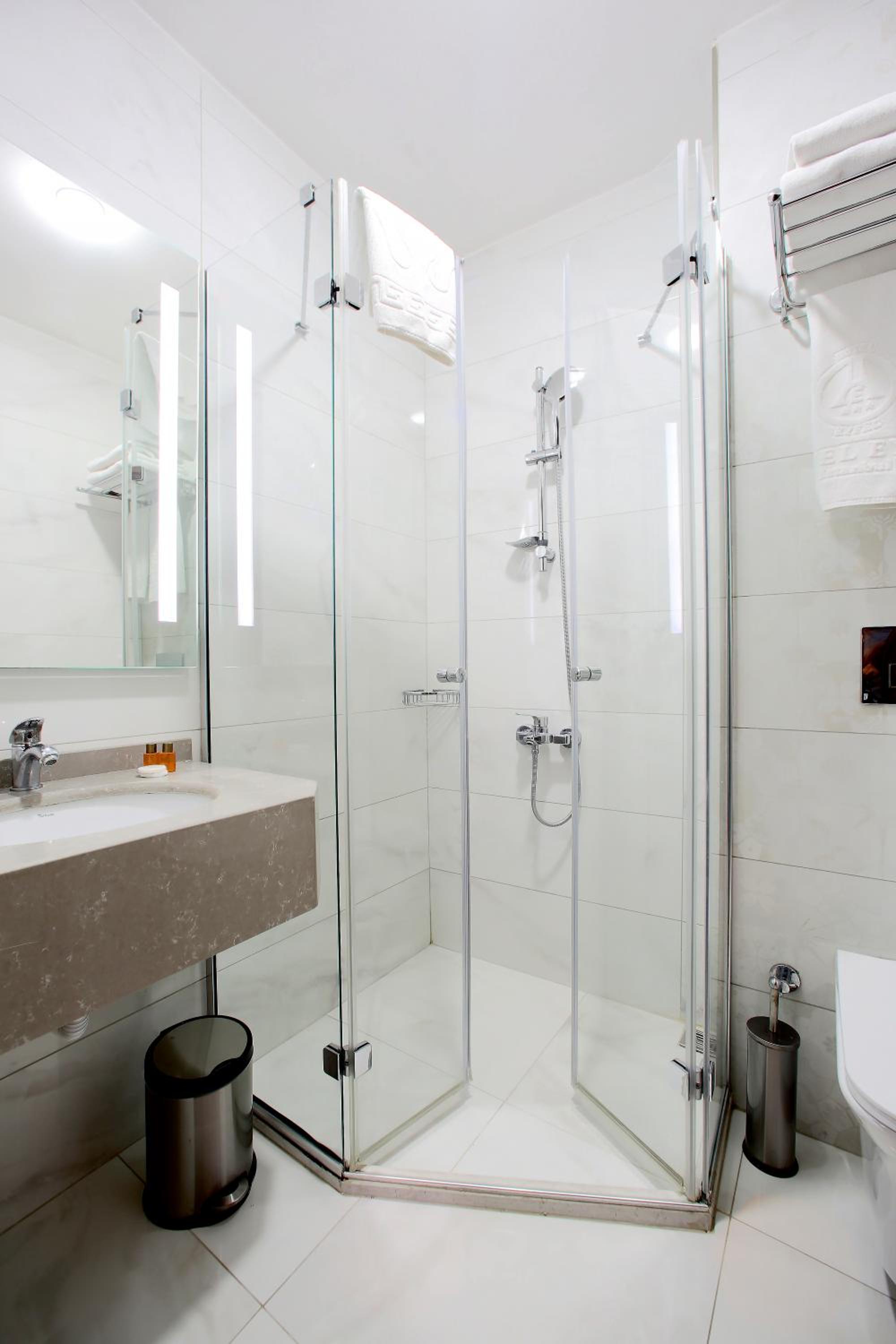 Eyfel Otel - Image 32