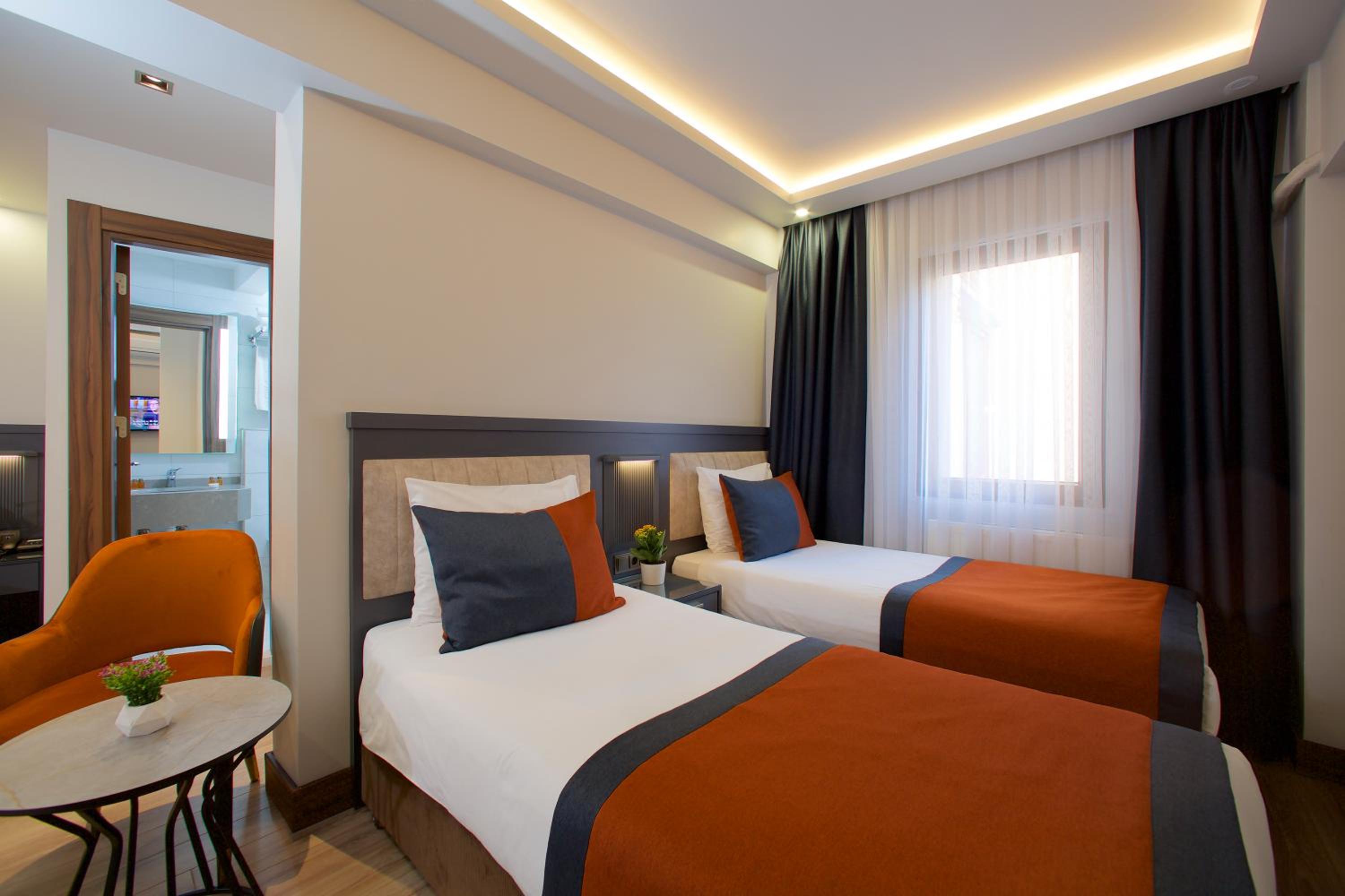 Eyfel Otel - Image 67