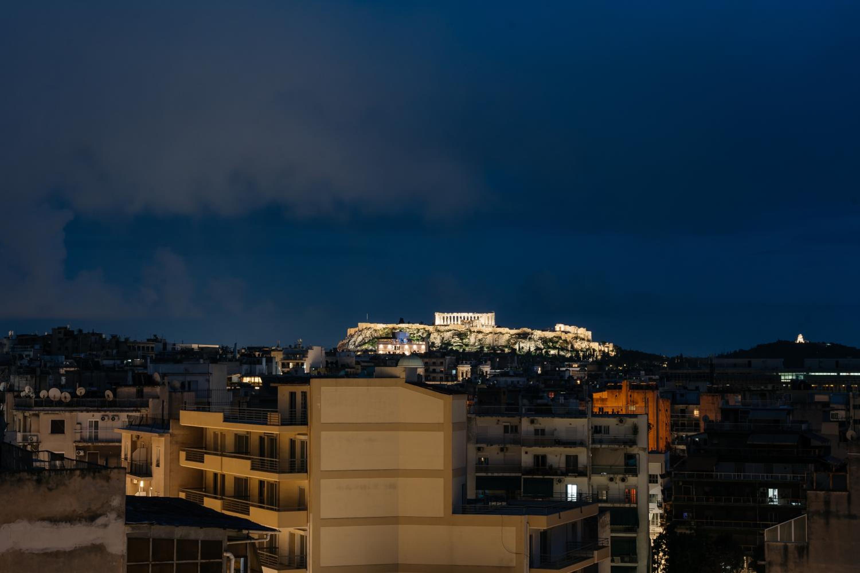 Smart-Stay Acropolis View