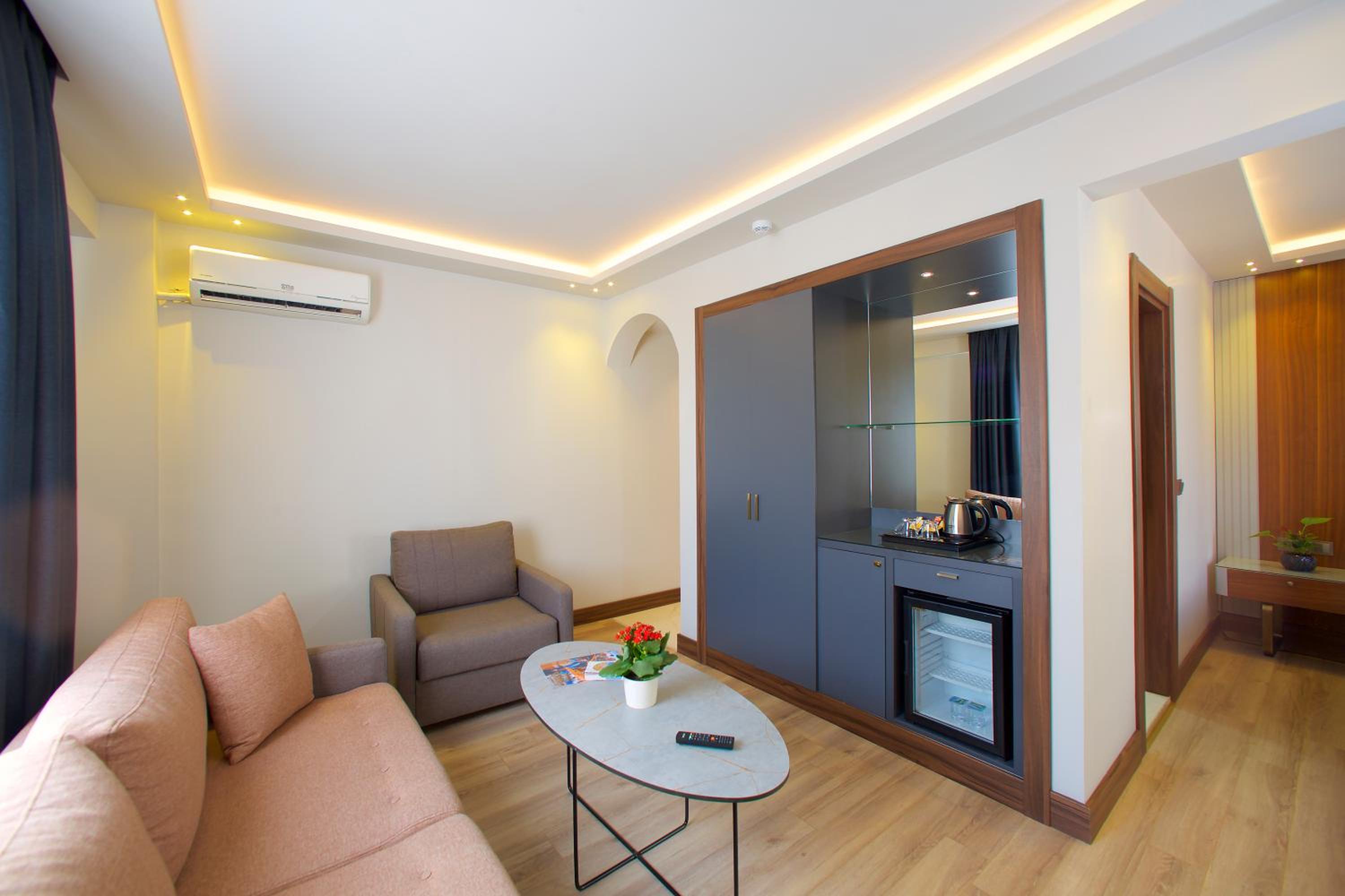 Eyfel Otel - Image 76