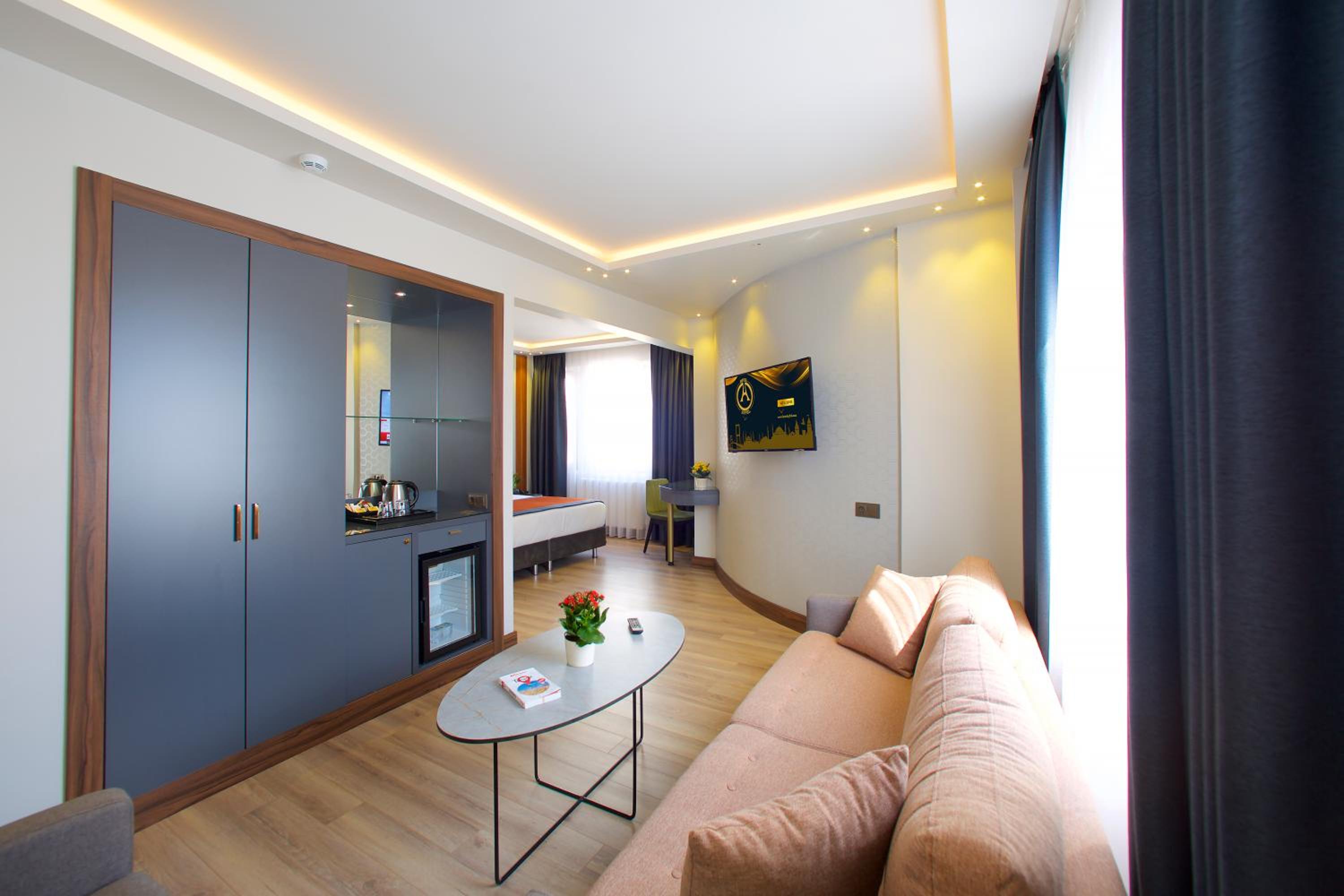 Eyfel Otel - Image 37