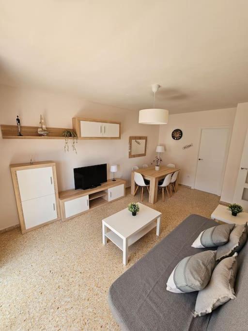 Apartamento Playa Piles -Familias-
