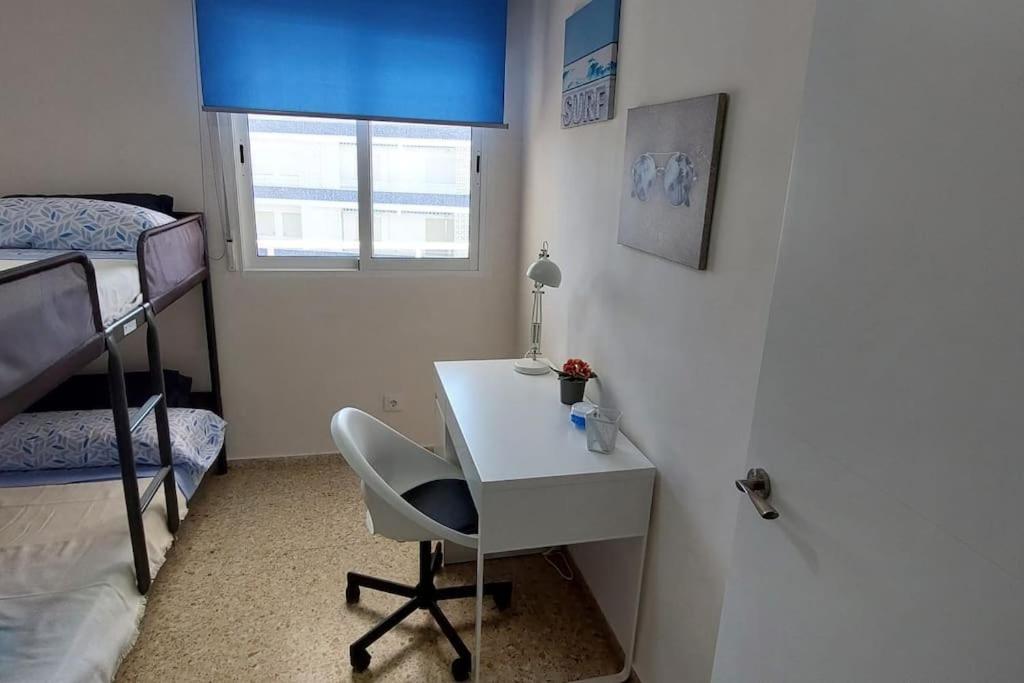 Apartamento Playa Piles -Familias-