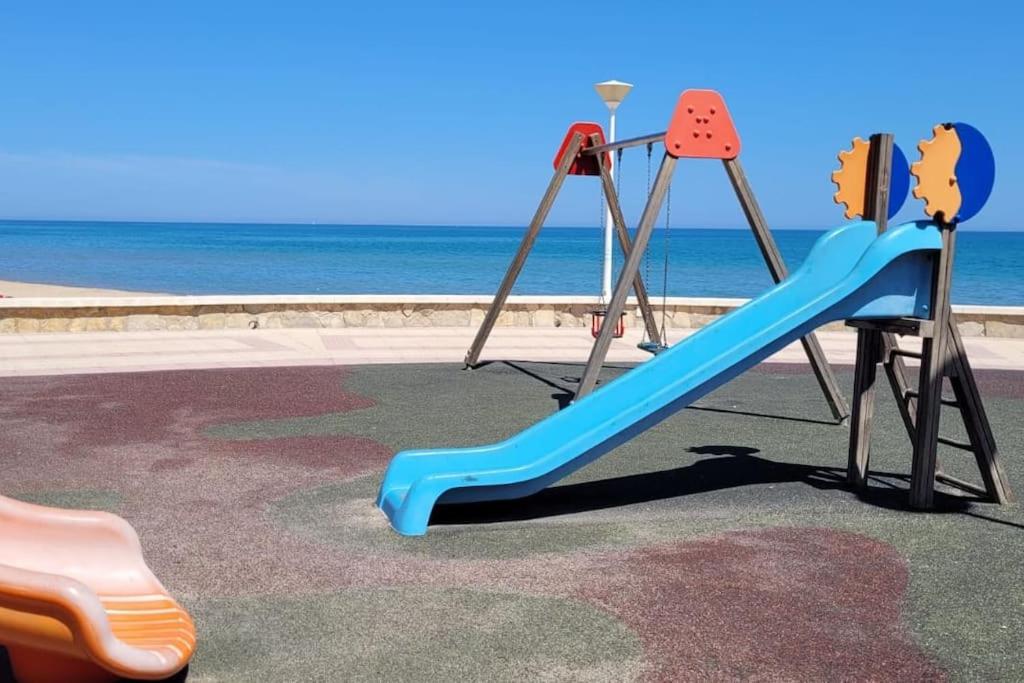 Apartamento Playa Piles -Familias-