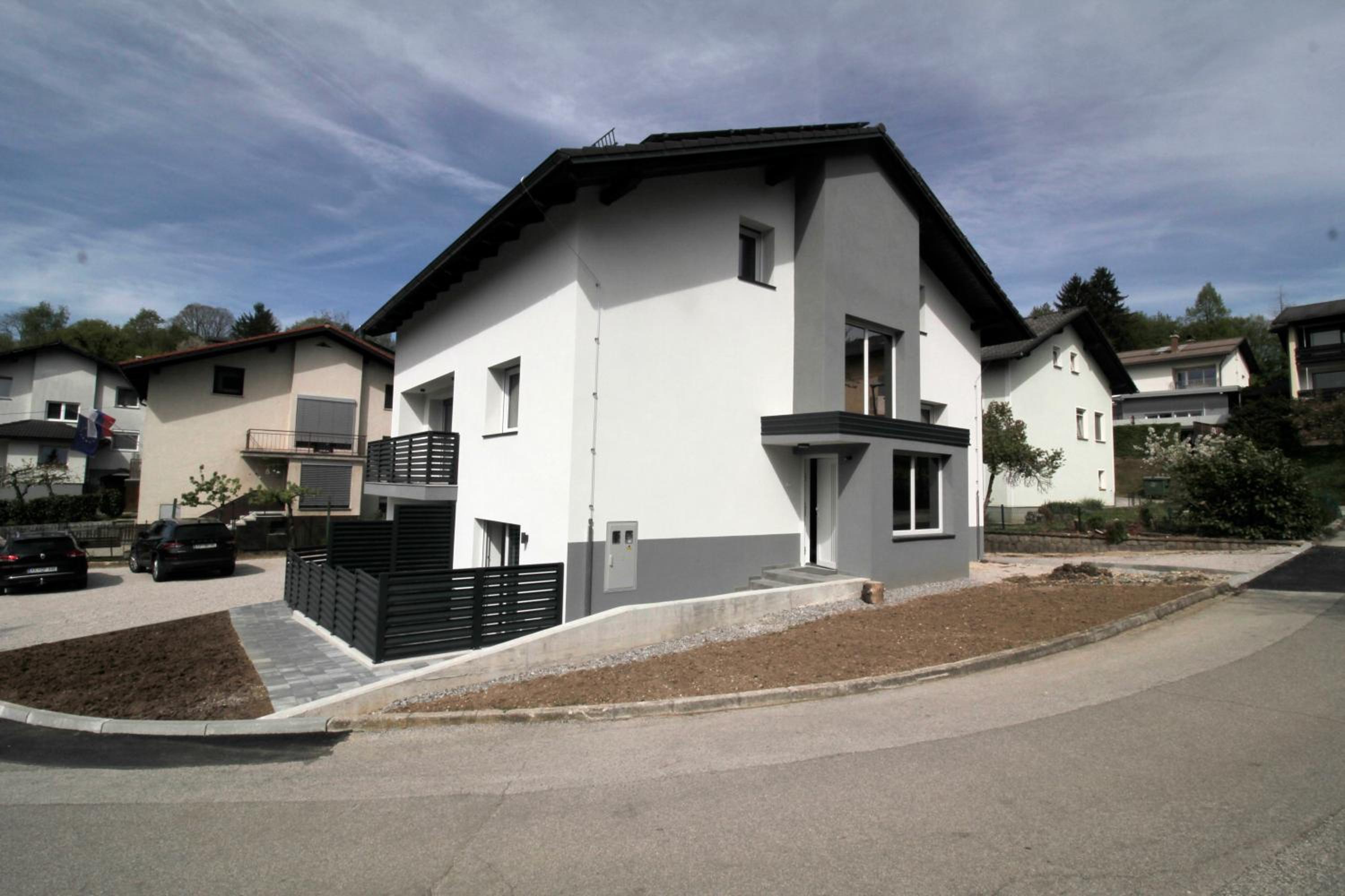 Naia Apartments