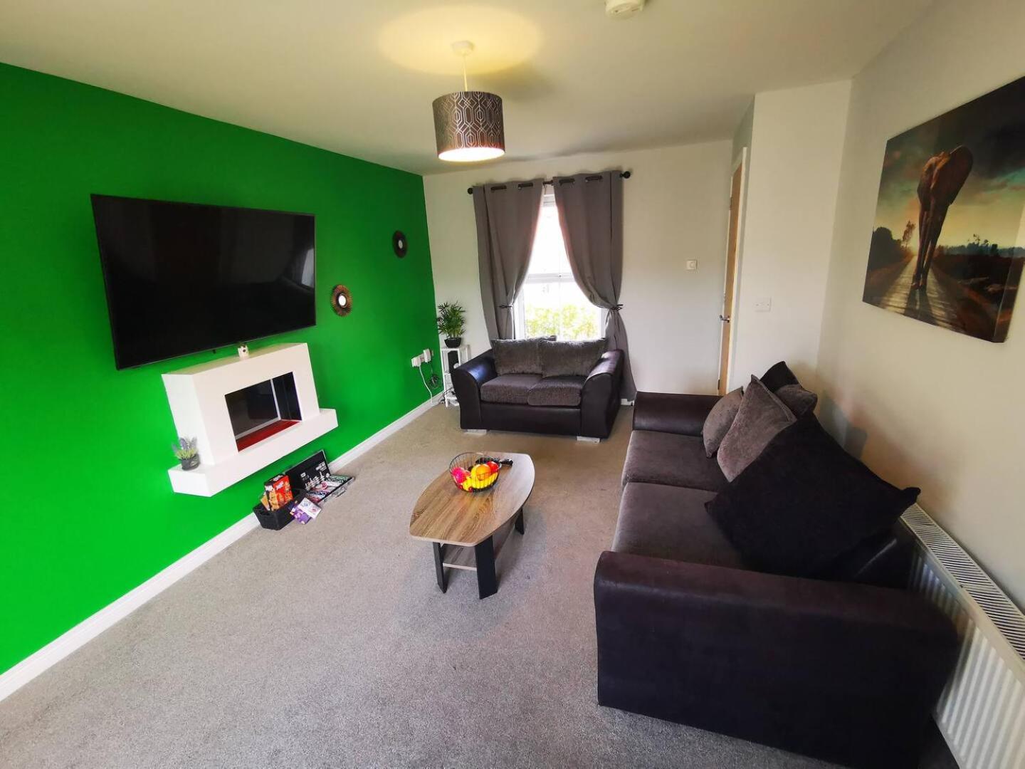 3br Cosy Modern Stay view 3