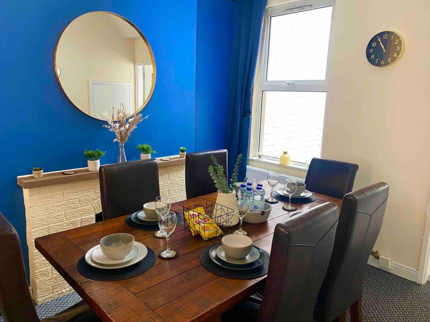 4BR House Popular Ravenhill Road