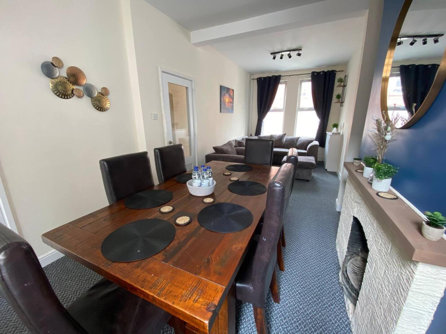 4BR House Popular Ravenhill Road