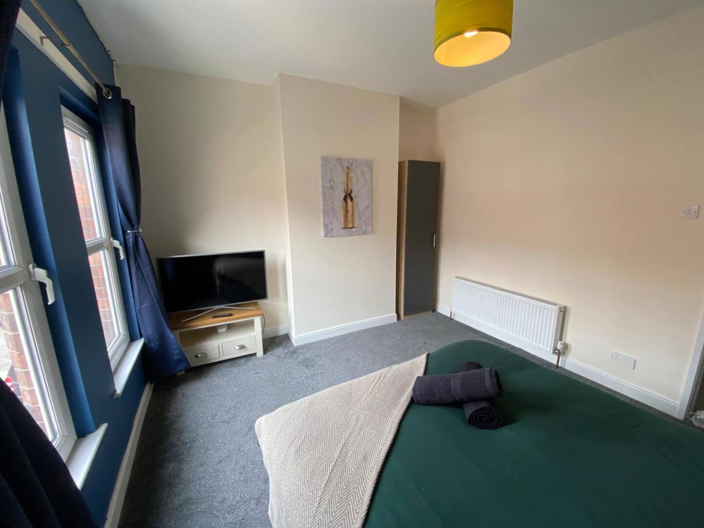 4BR House Popular Ravenhill Road