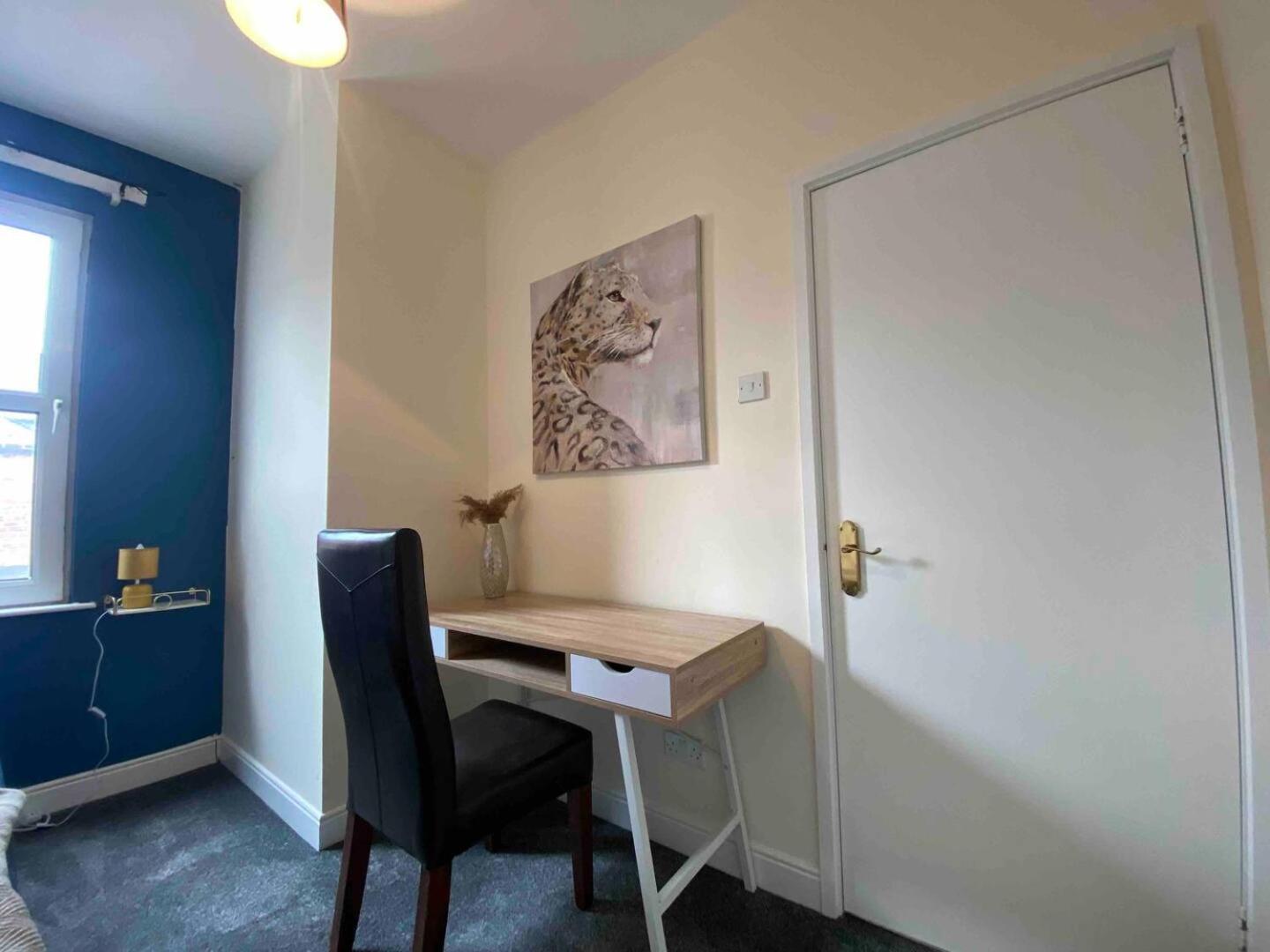 4BR House Popular Ravenhill Road