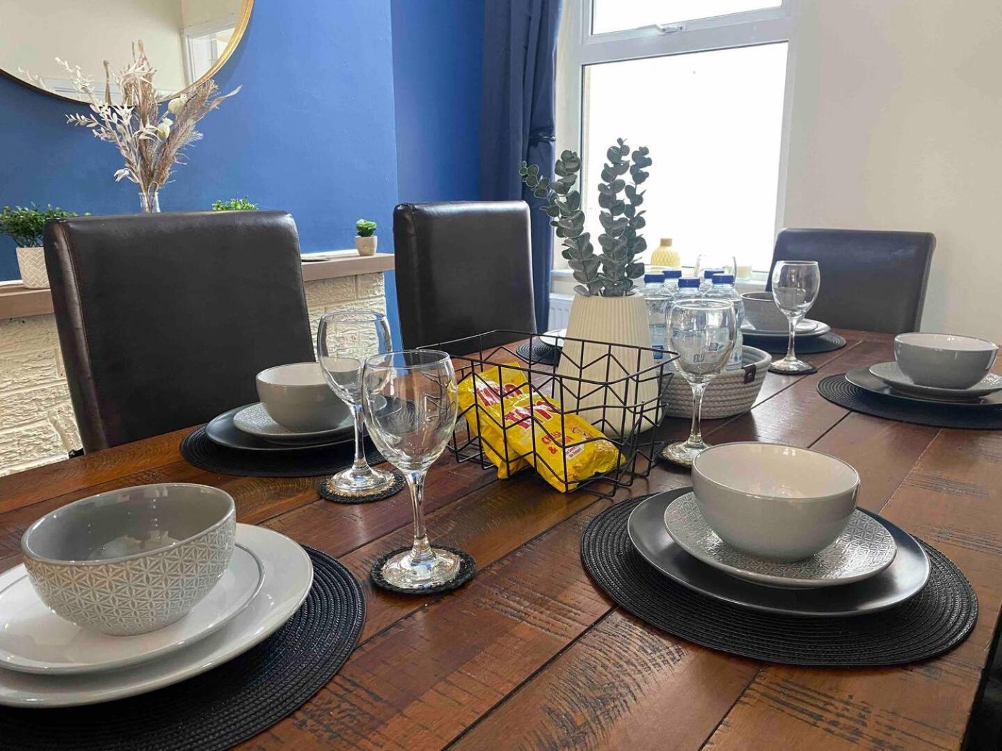 4BR House Popular Ravenhill Road