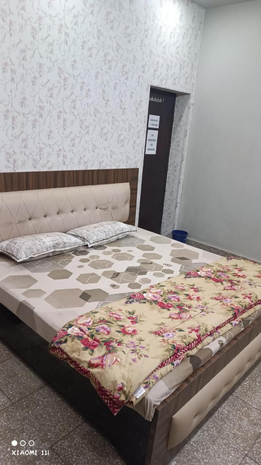 MAKHEJA HOME STAY