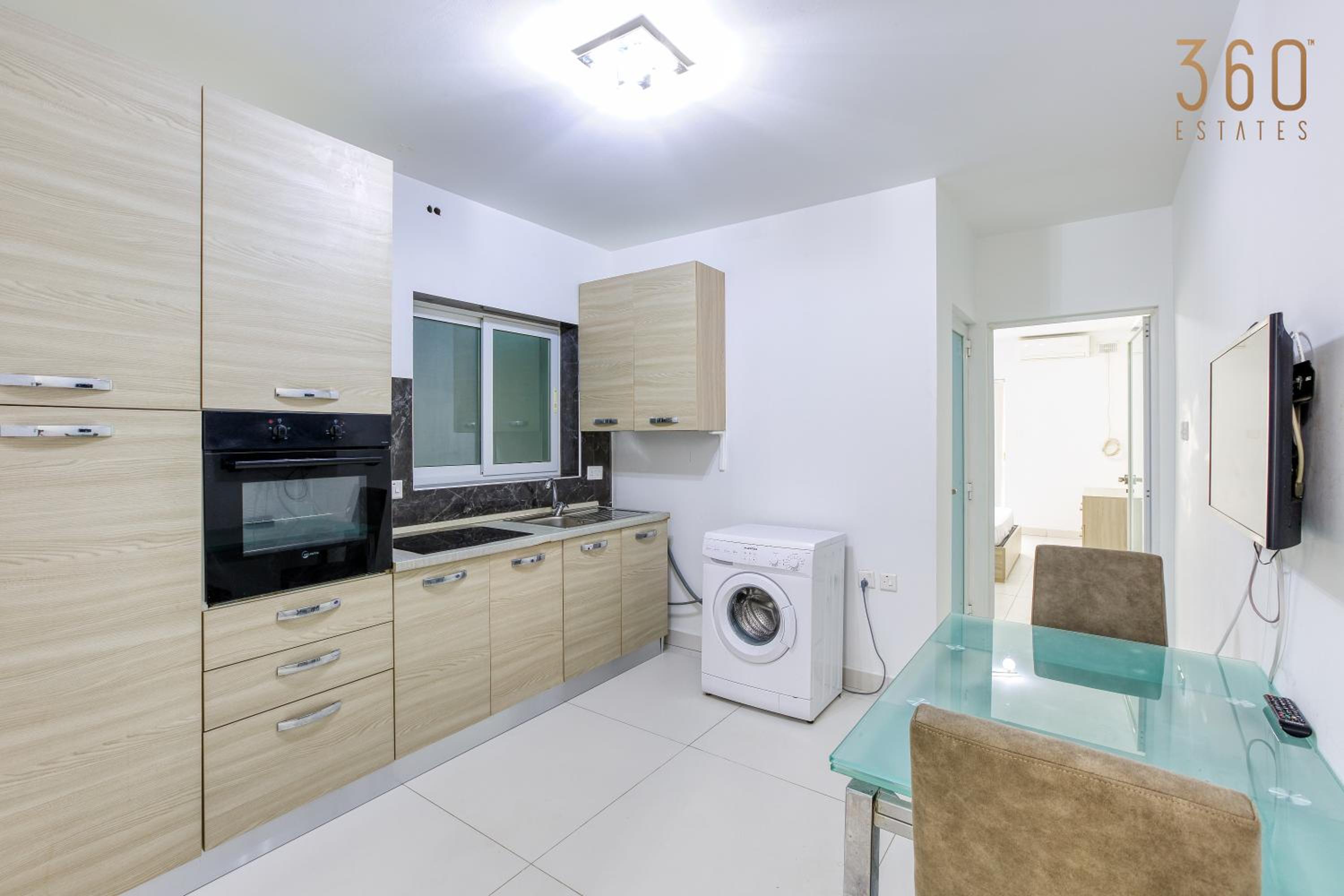 Cosy 1BR home with back terrace in Gzira by 360 Estates view 2