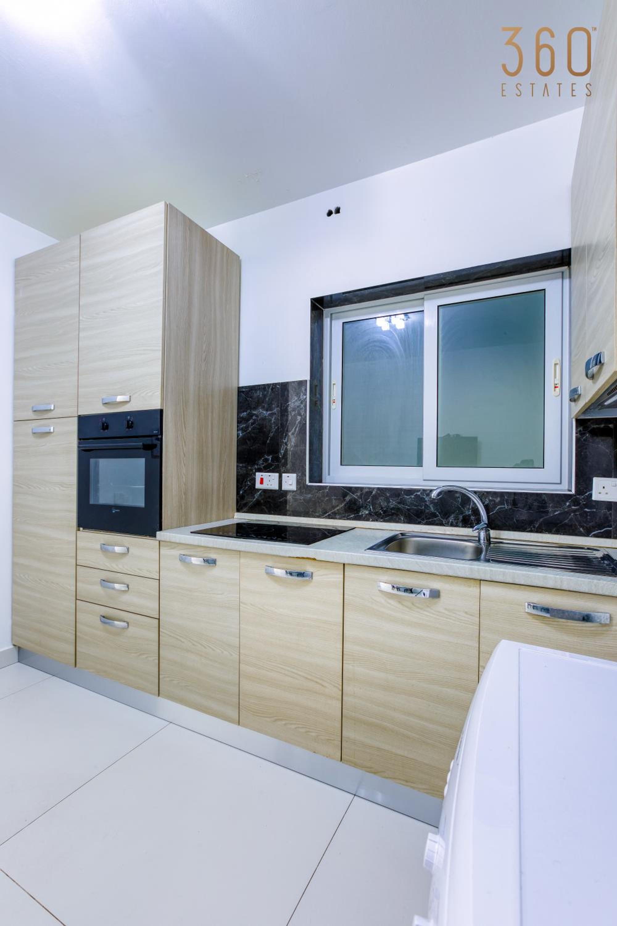 Cosy 1BR home with back terrace in Gzira by 360 Estates view 4