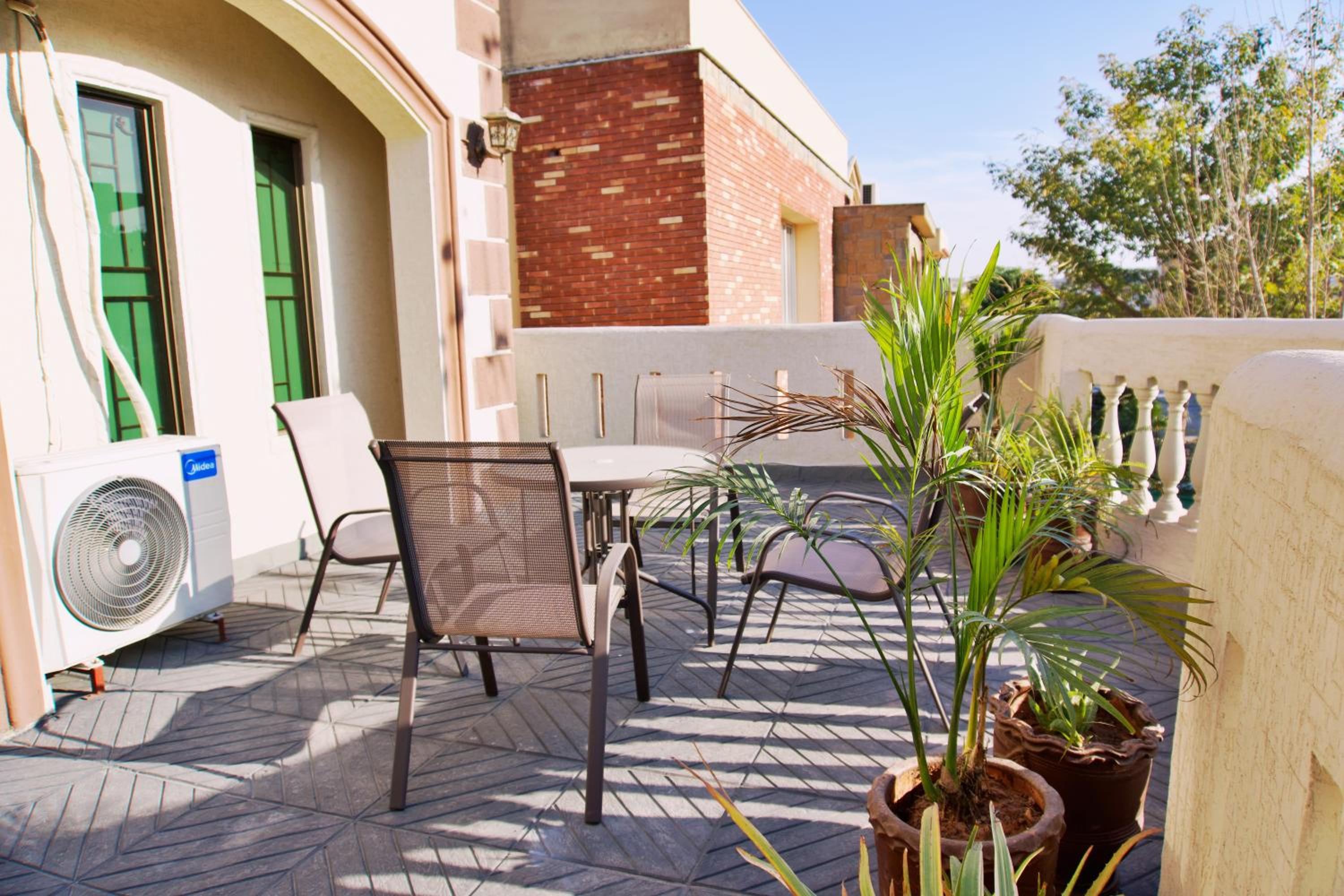 La Casa view 4