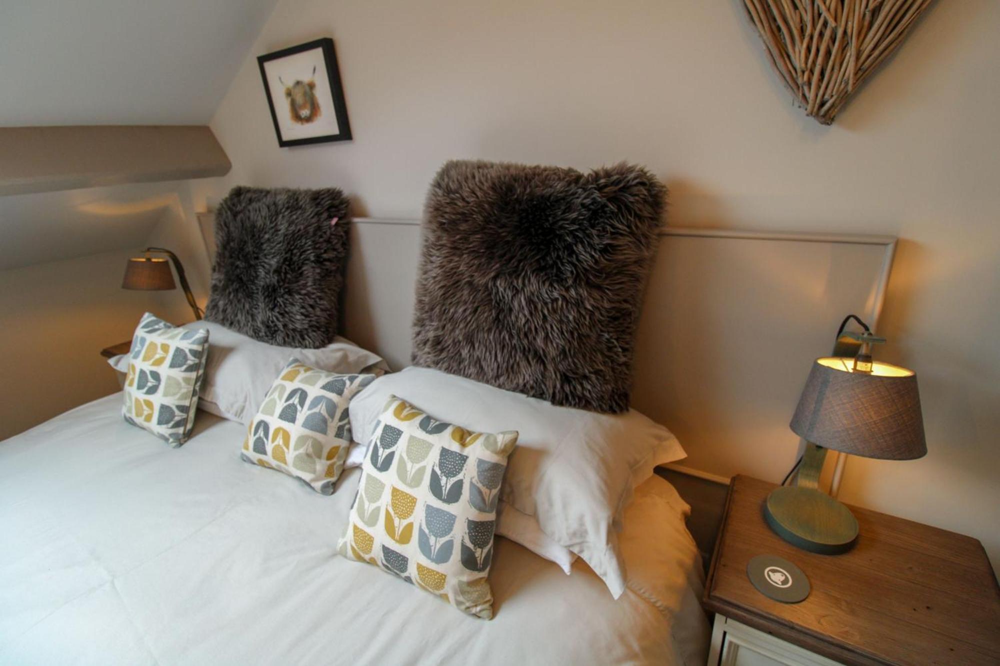 Cosy Cottage within walking distance of shops, pubs in Ambleside with wood burning stove