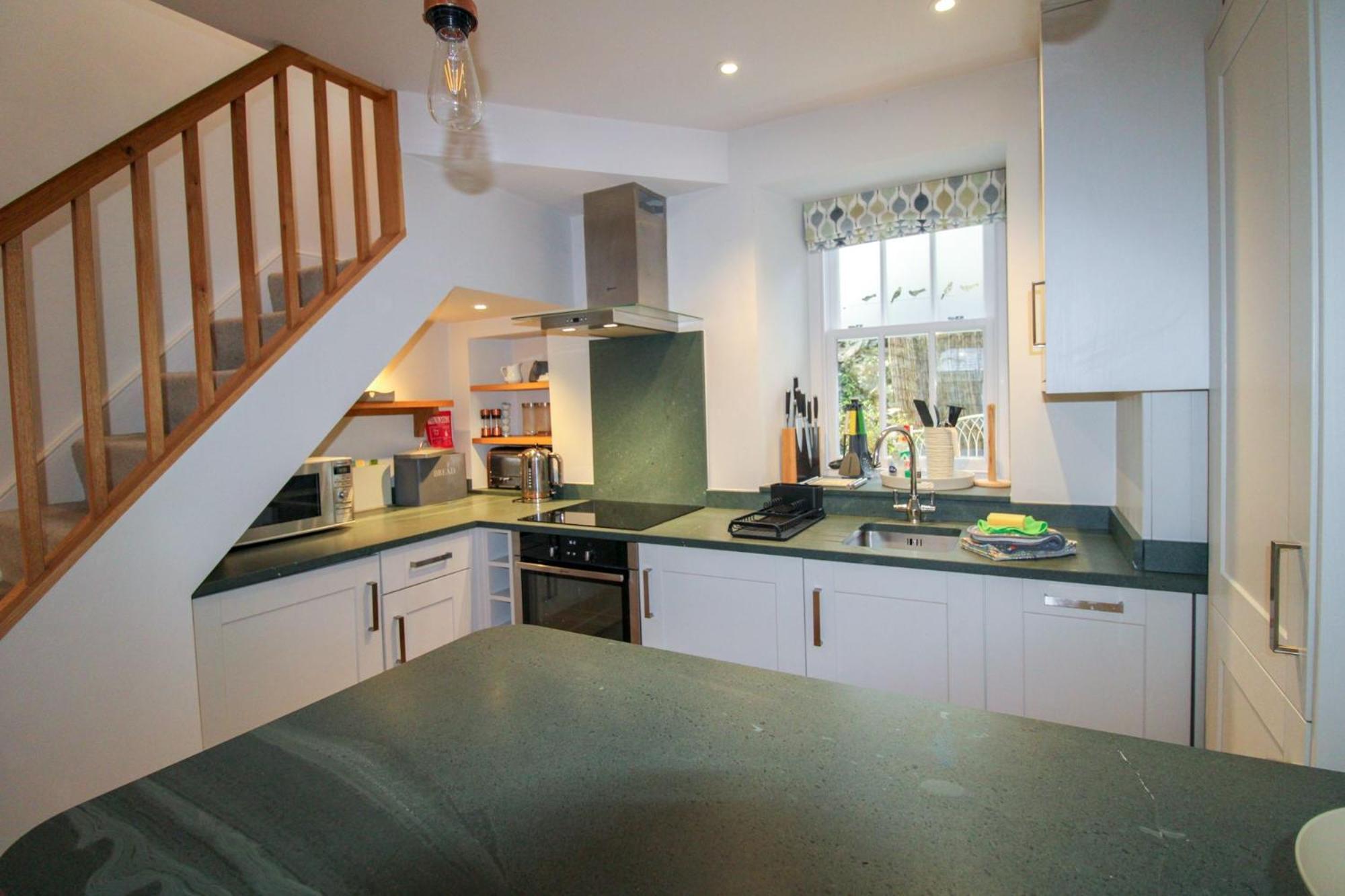 Cosy Cottage within walking distance of shops, pubs in Ambleside with wood burning stove
