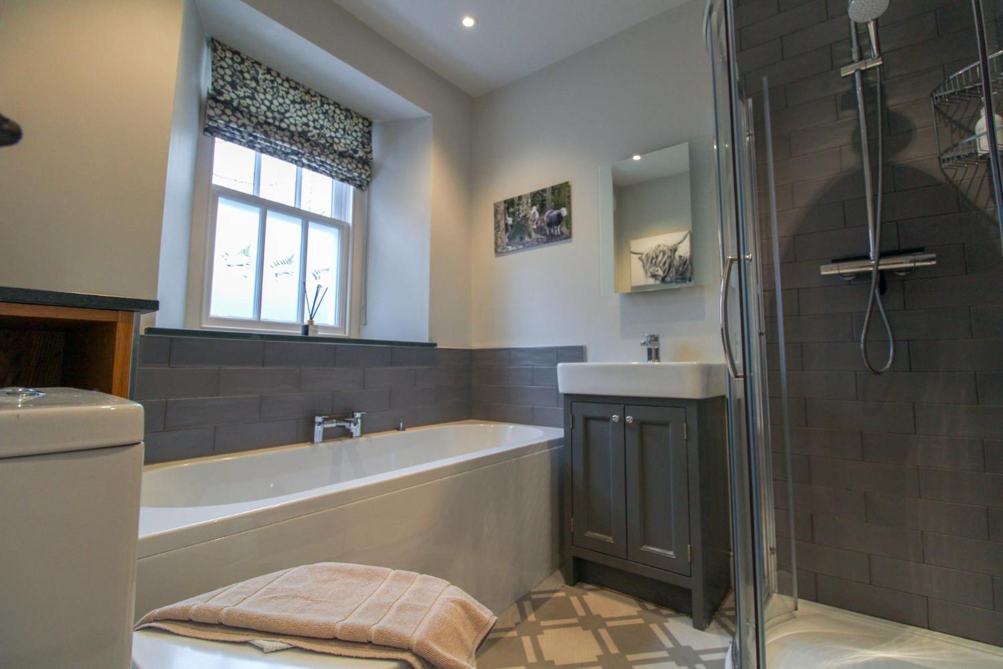 Cosy Cottage within walking distance of shops, pubs in Ambleside with wood burning stove