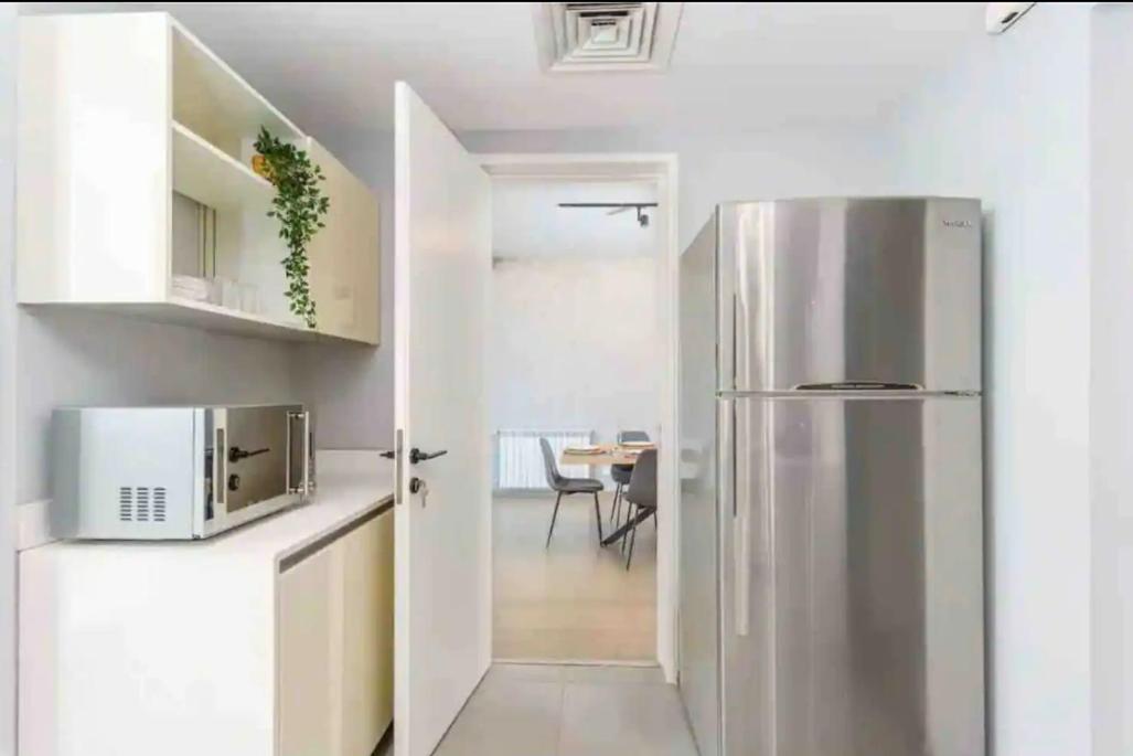 Livloft 2-BR in Mar Mikhael view 5