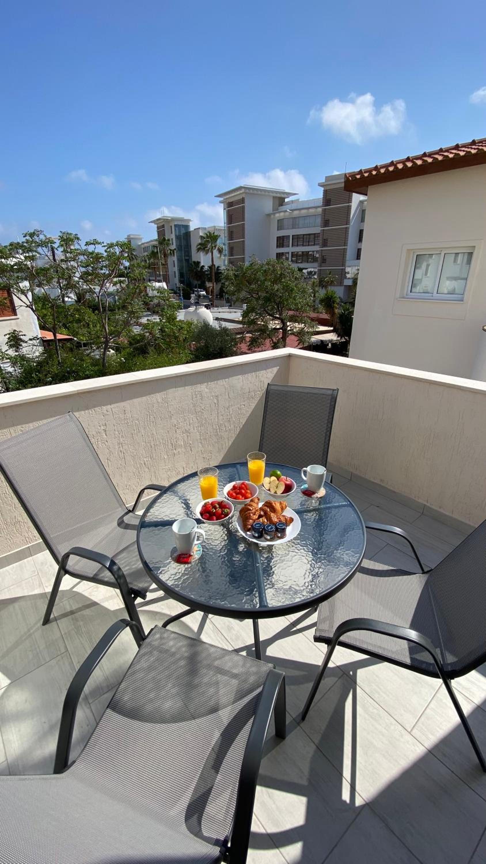 Deluxe Apartment Limnaria 155