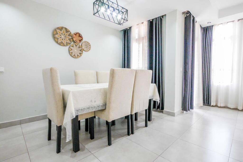 Ultra Modern Apartment in Nyarutarama view 2