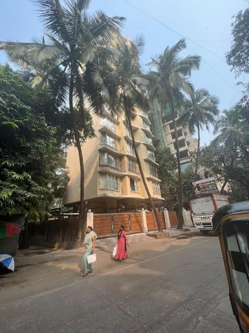ConnektHomes - Modern2Bed-BandraArea view 2