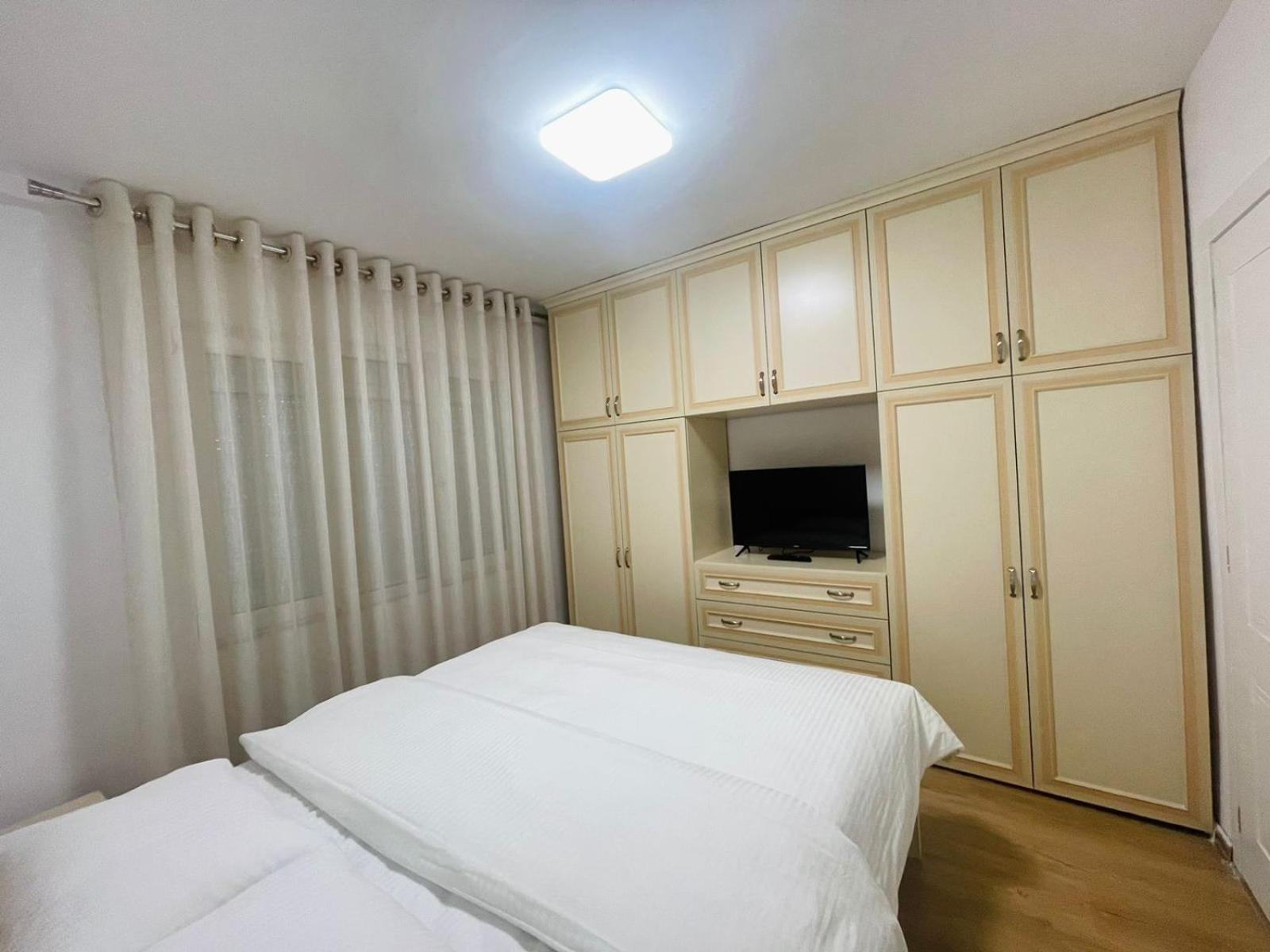 Caka’s Central Apartment