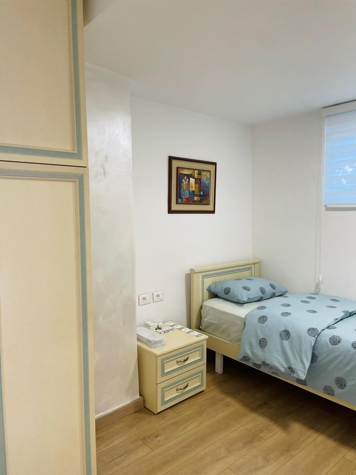 Caka’s Central Apartment