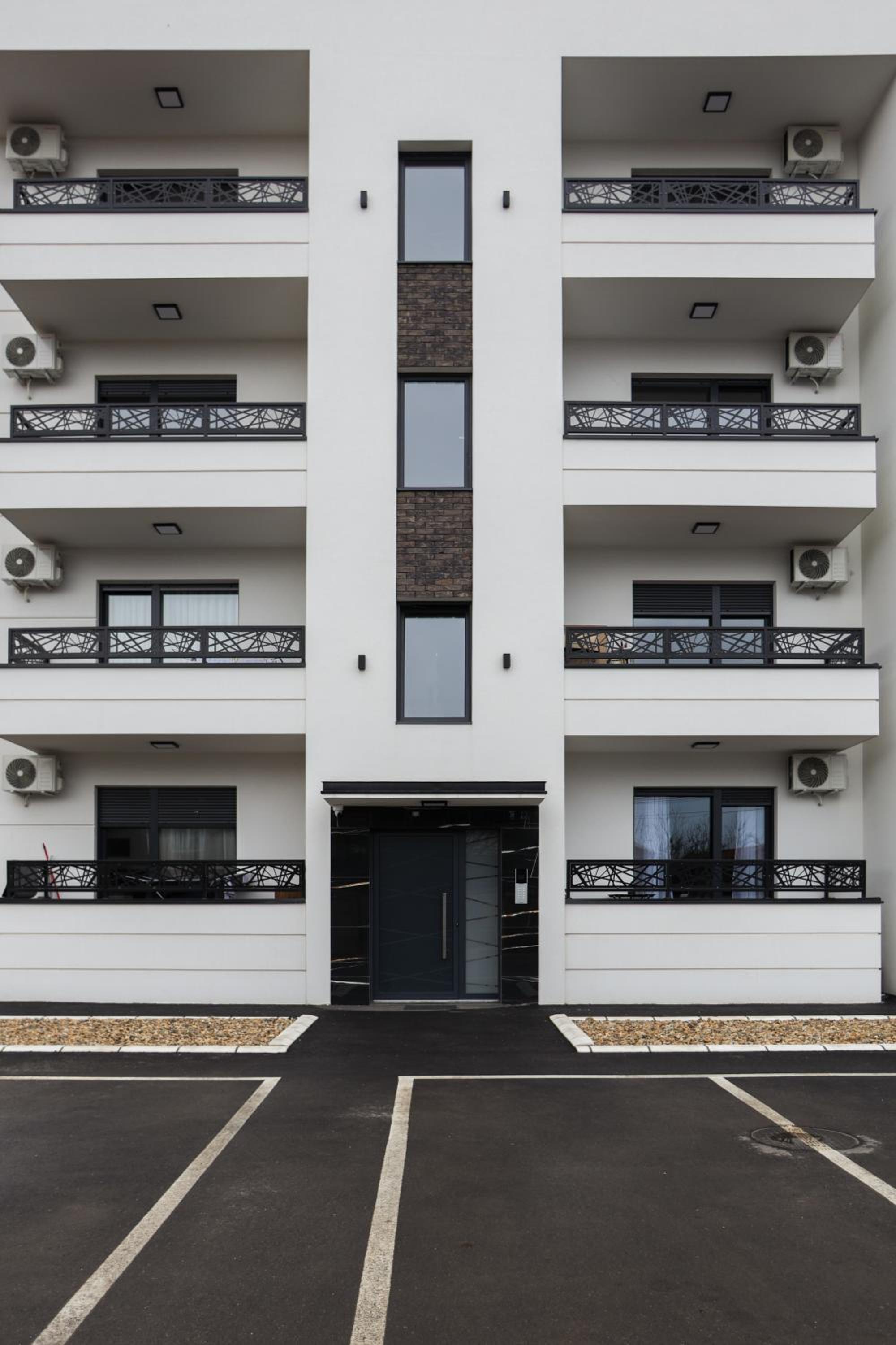 Tesla Sky Apartment view 4