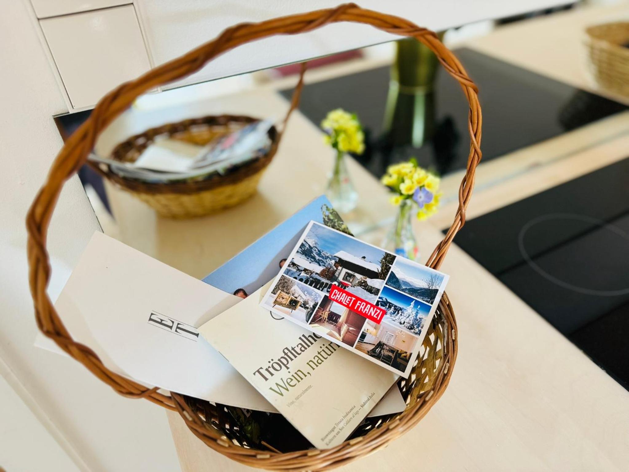 Chalet Franzi - Ruhiges Chalet mit Bergblick, Garten und gratis Eintritt ins Solarbad
