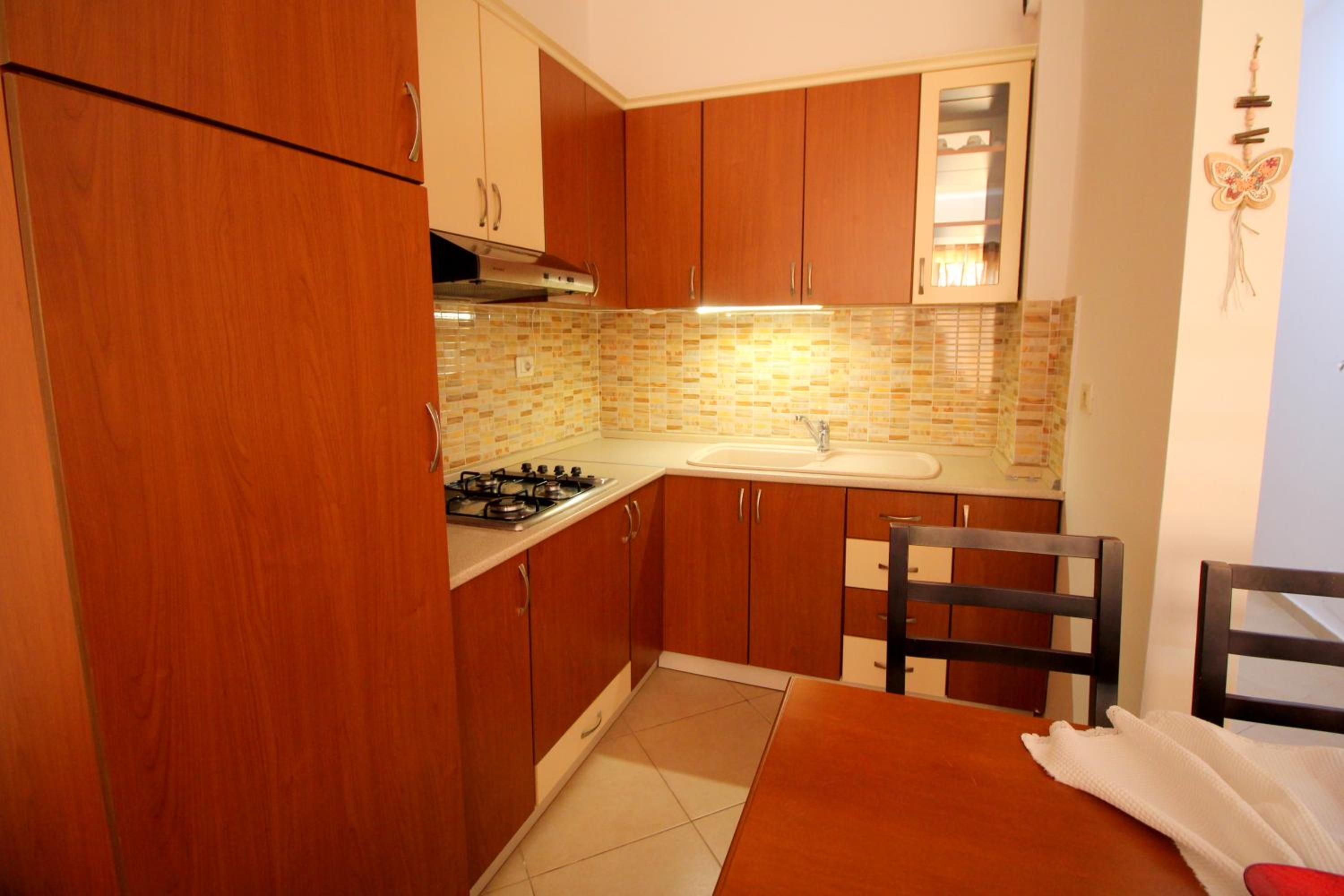 July Seaview Apartments