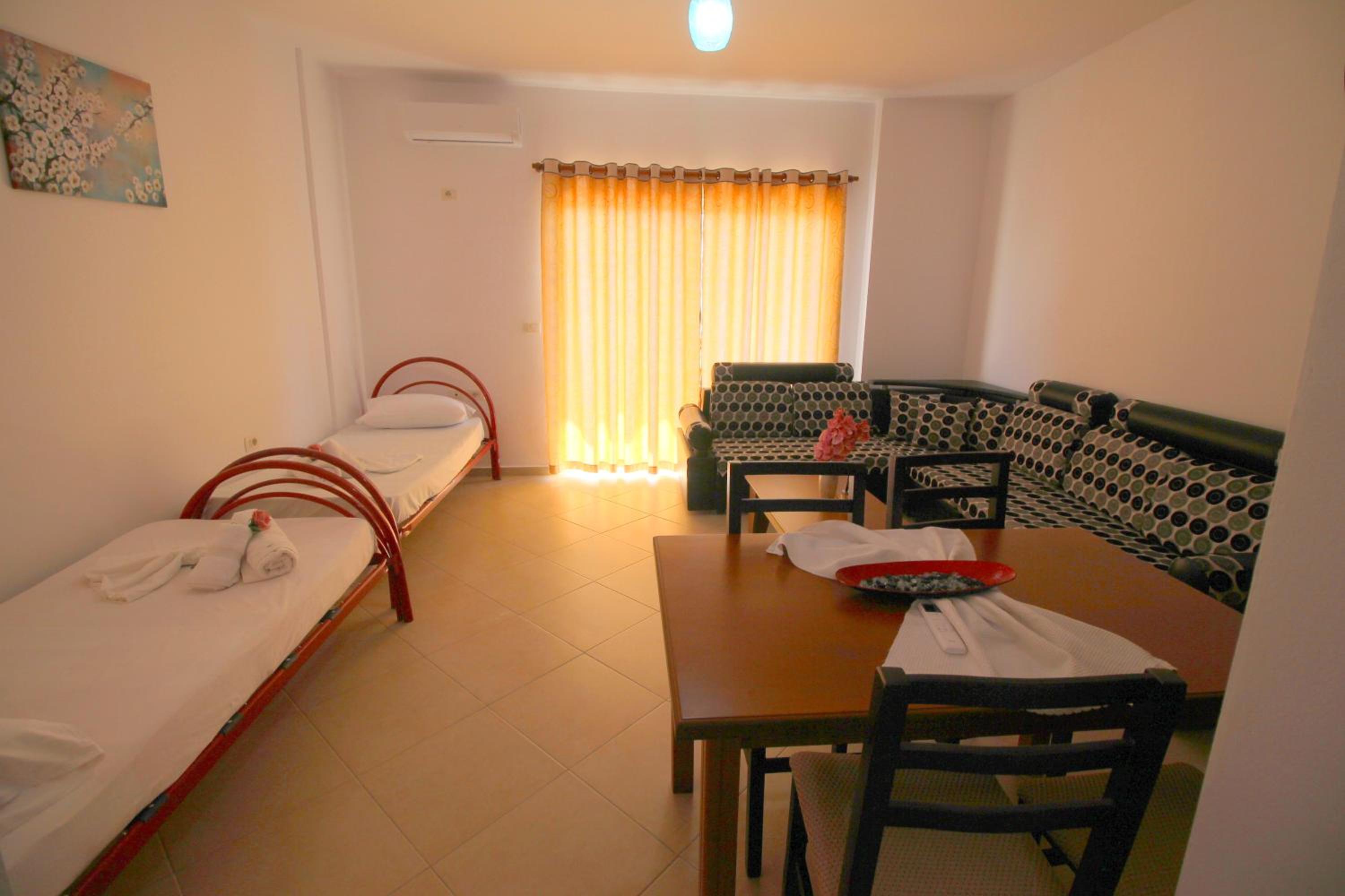 July Seaview Apartments