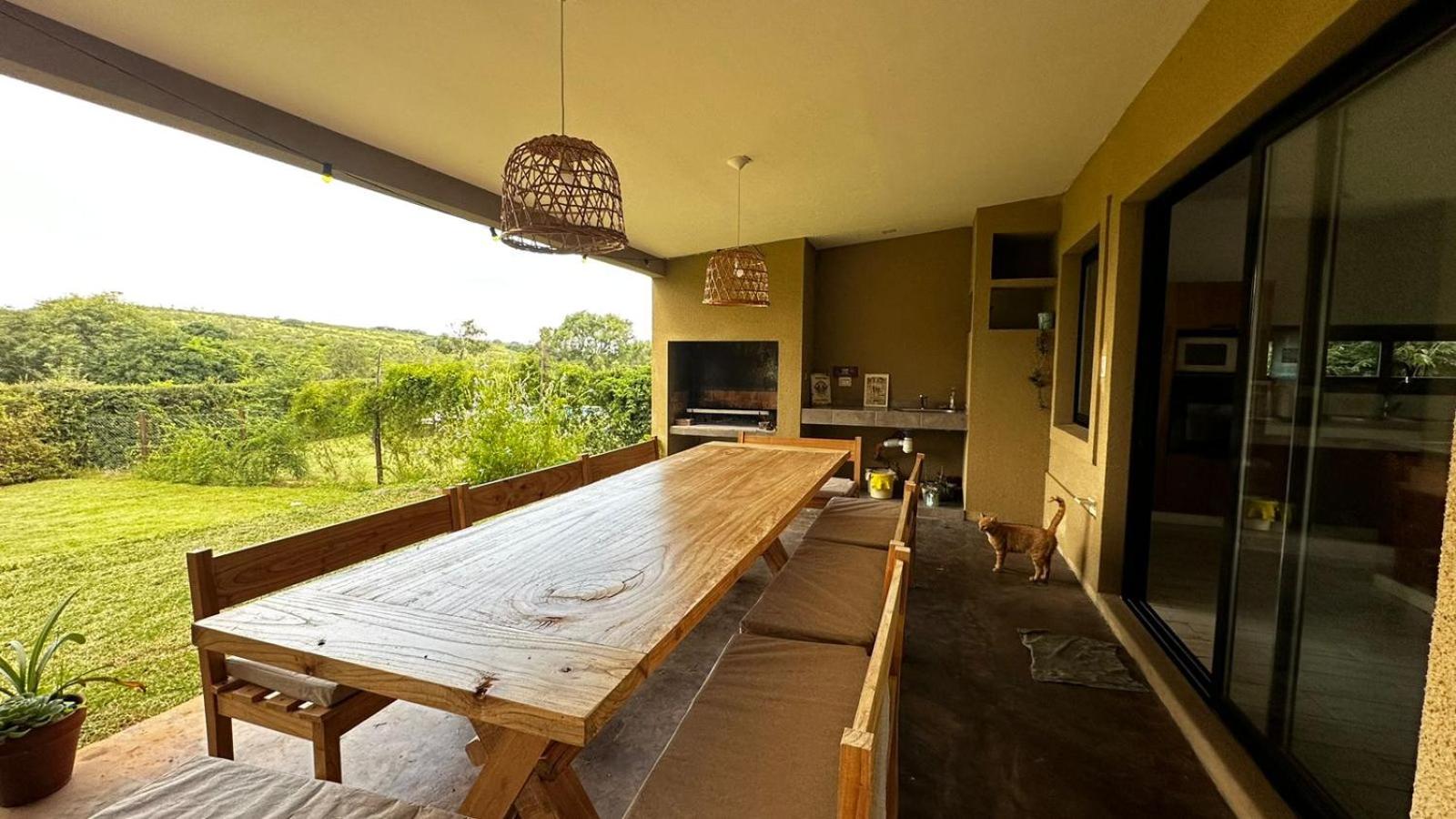casa con pileta grande en Castellanos San Lorenzo ,paisaje unico, tranquilidad y comodidad
