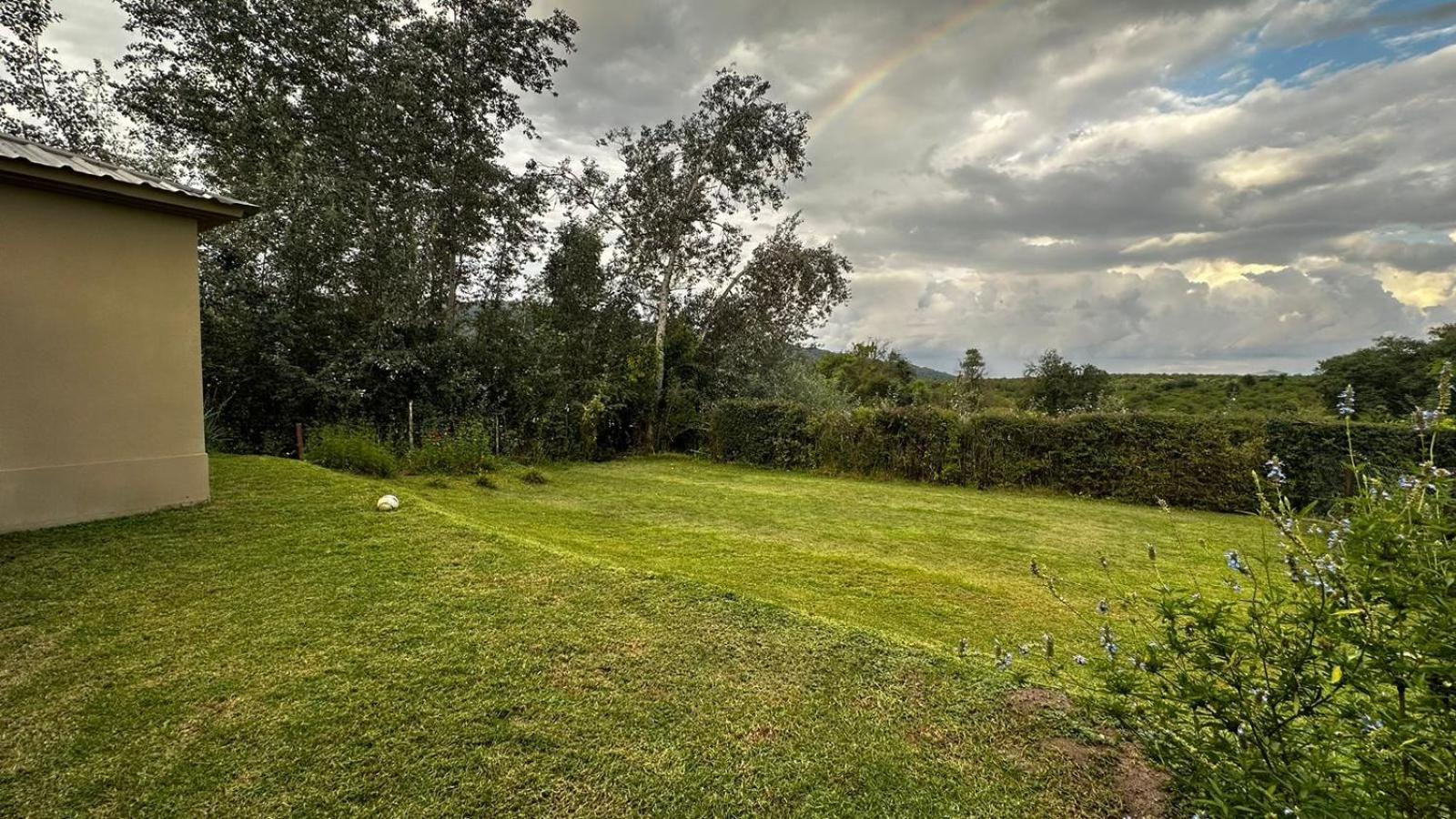 casa con pileta grande en Castellanos San Lorenzo ,paisaje unico, tranquilidad y comodidad