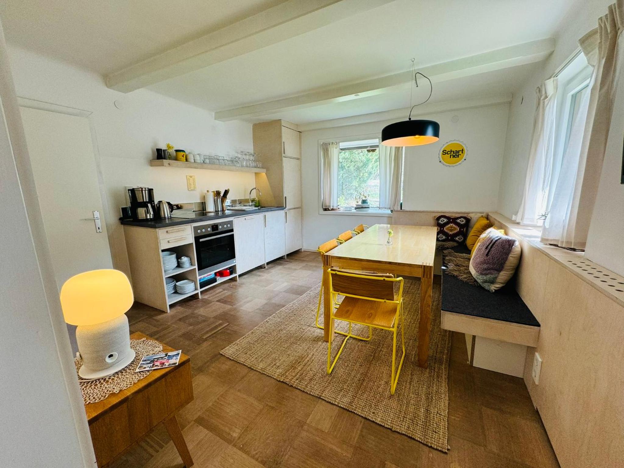 Chalet Franzi - Ruhiges Chalet mit Bergblick, Garten und gratis Eintritt ins Solarbad
