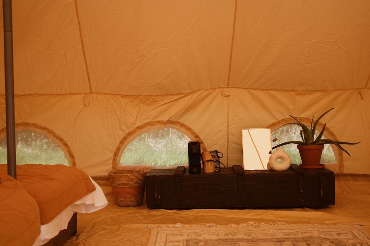 Familie Bell Tent Emperor op rustig park view 5