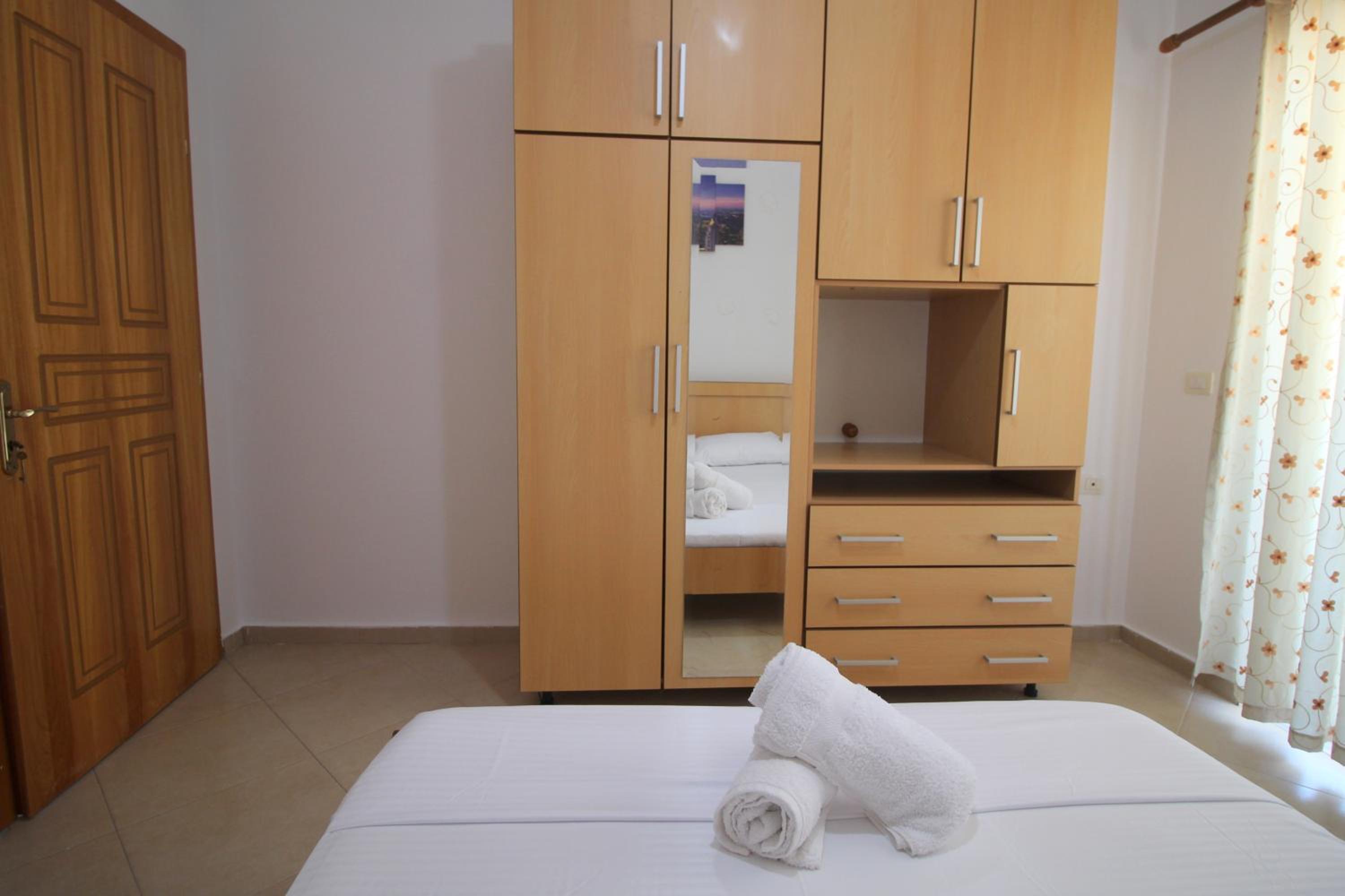 July Seaview Apartments