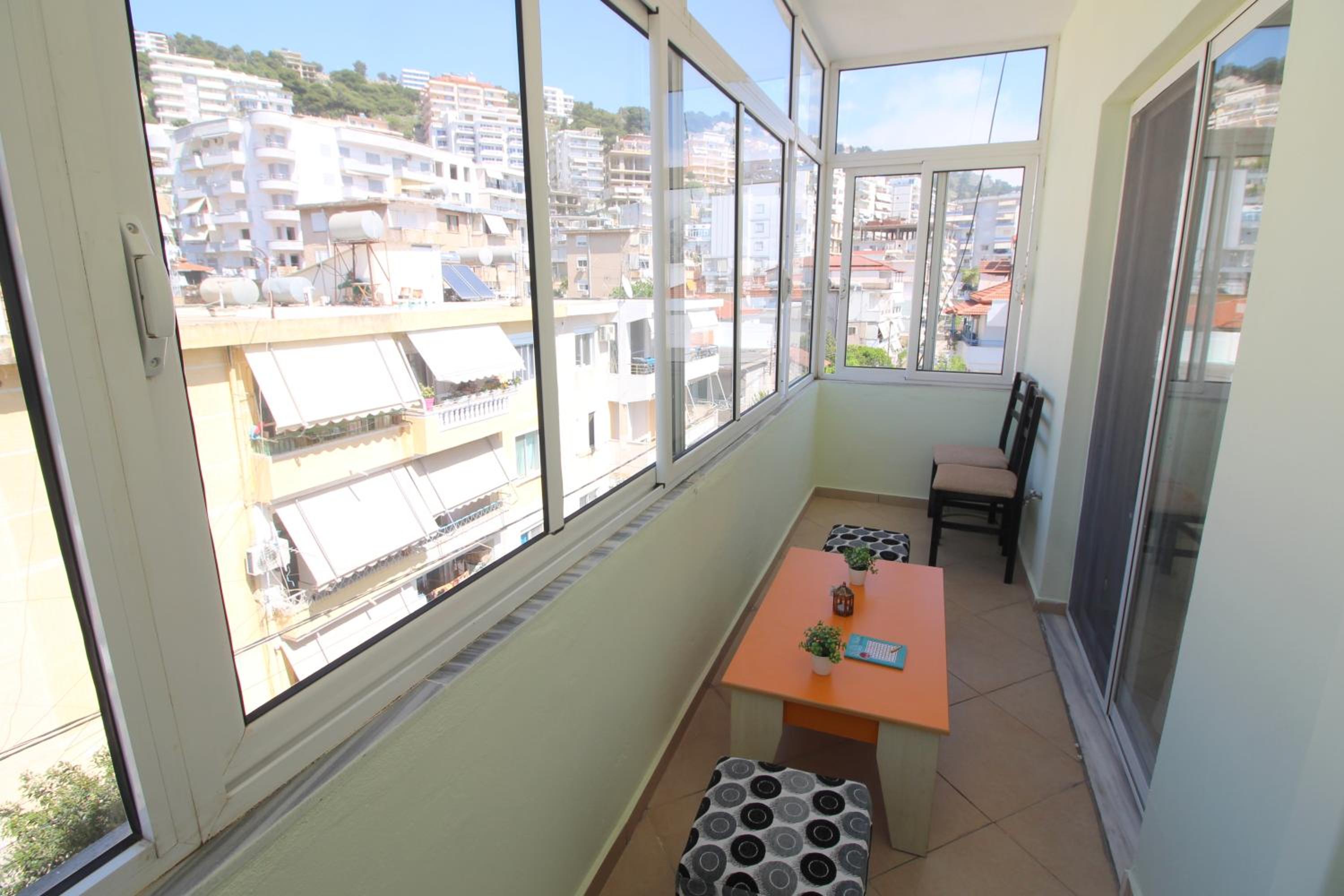 July Seaview Apartments