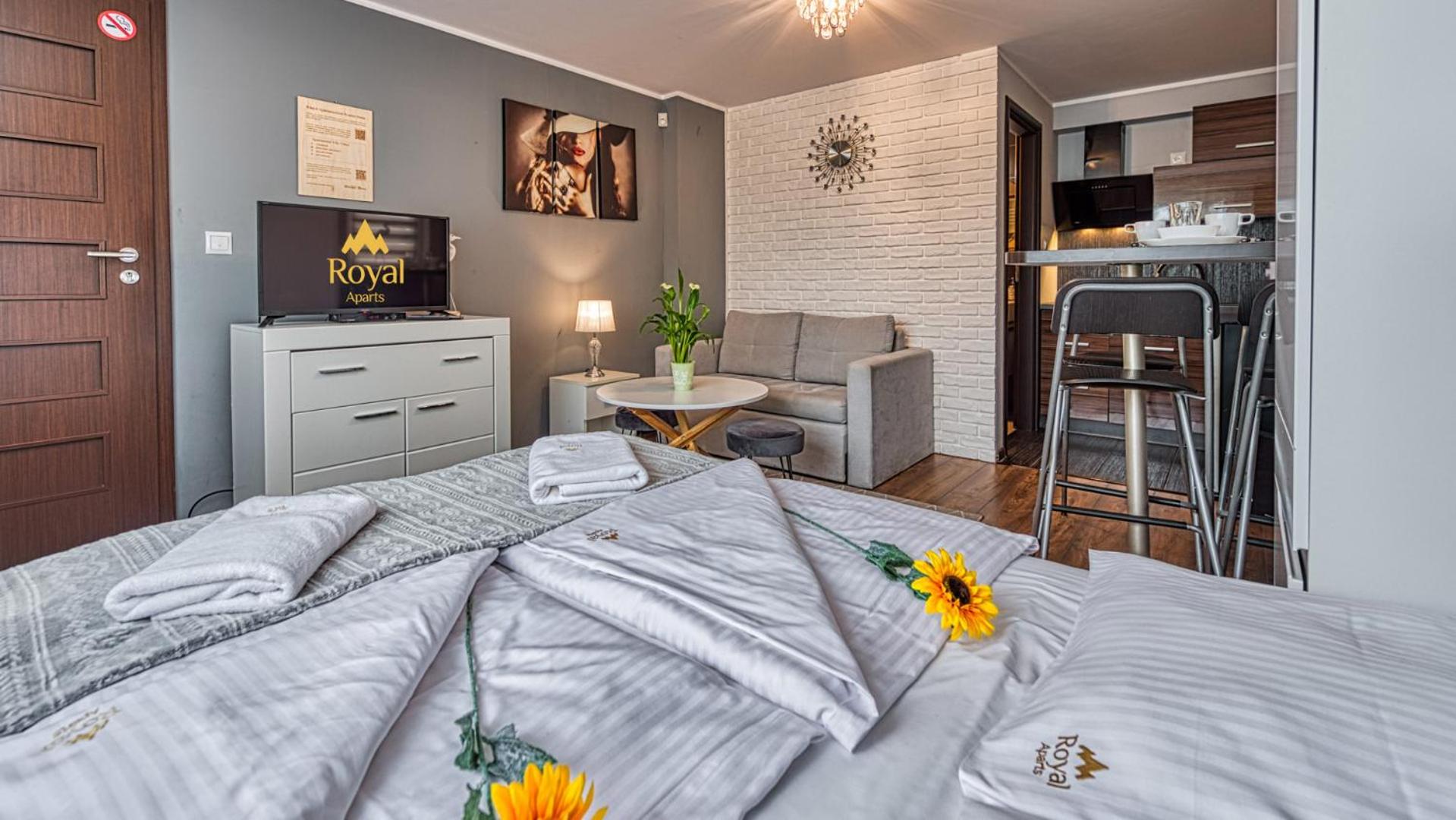 ROYAL APARTS Villa Vika Apartamenty Górskie z ogrodem