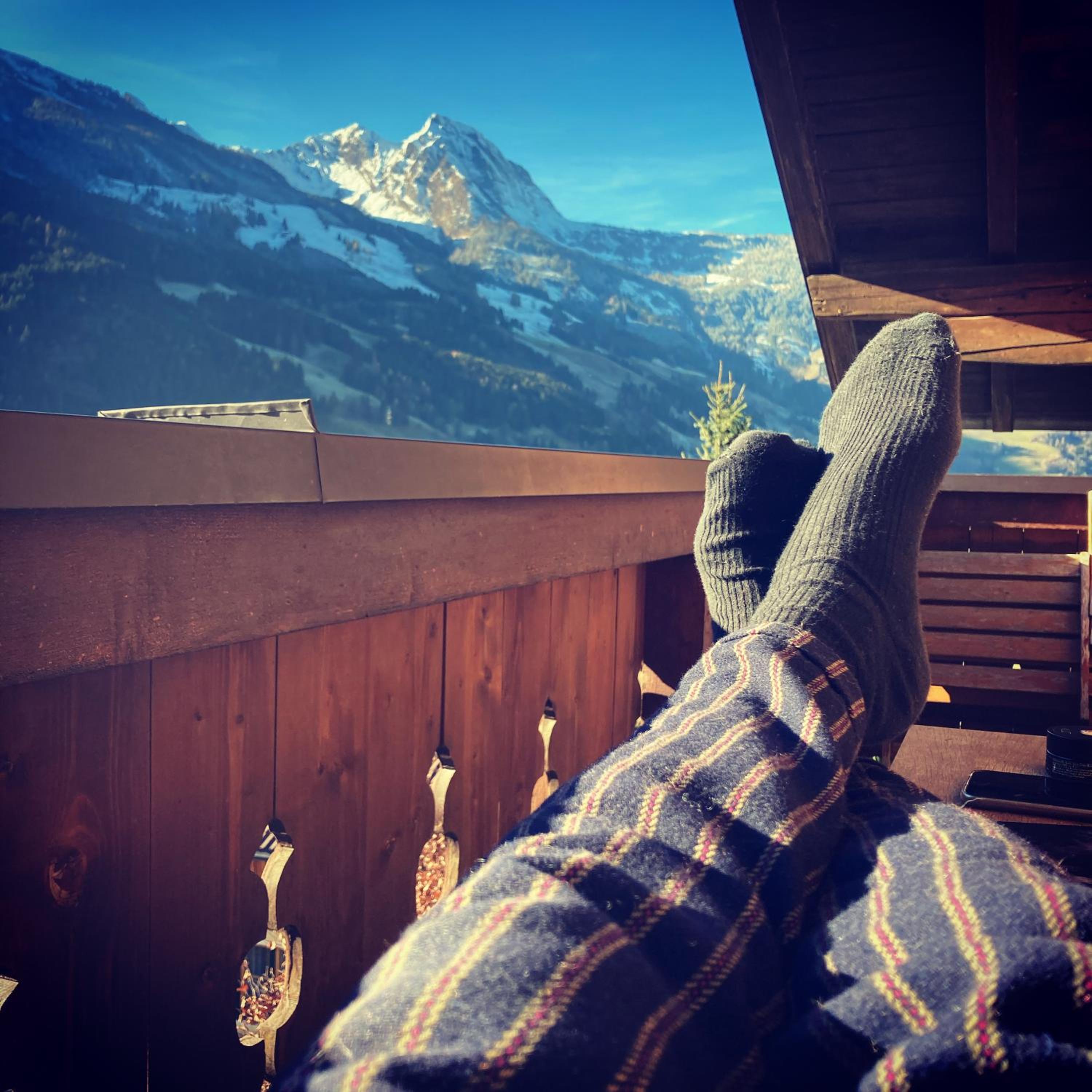 Chalet Franzi - Ruhiges Chalet mit Bergblick, Garten und gratis Eintritt ins Solarbad