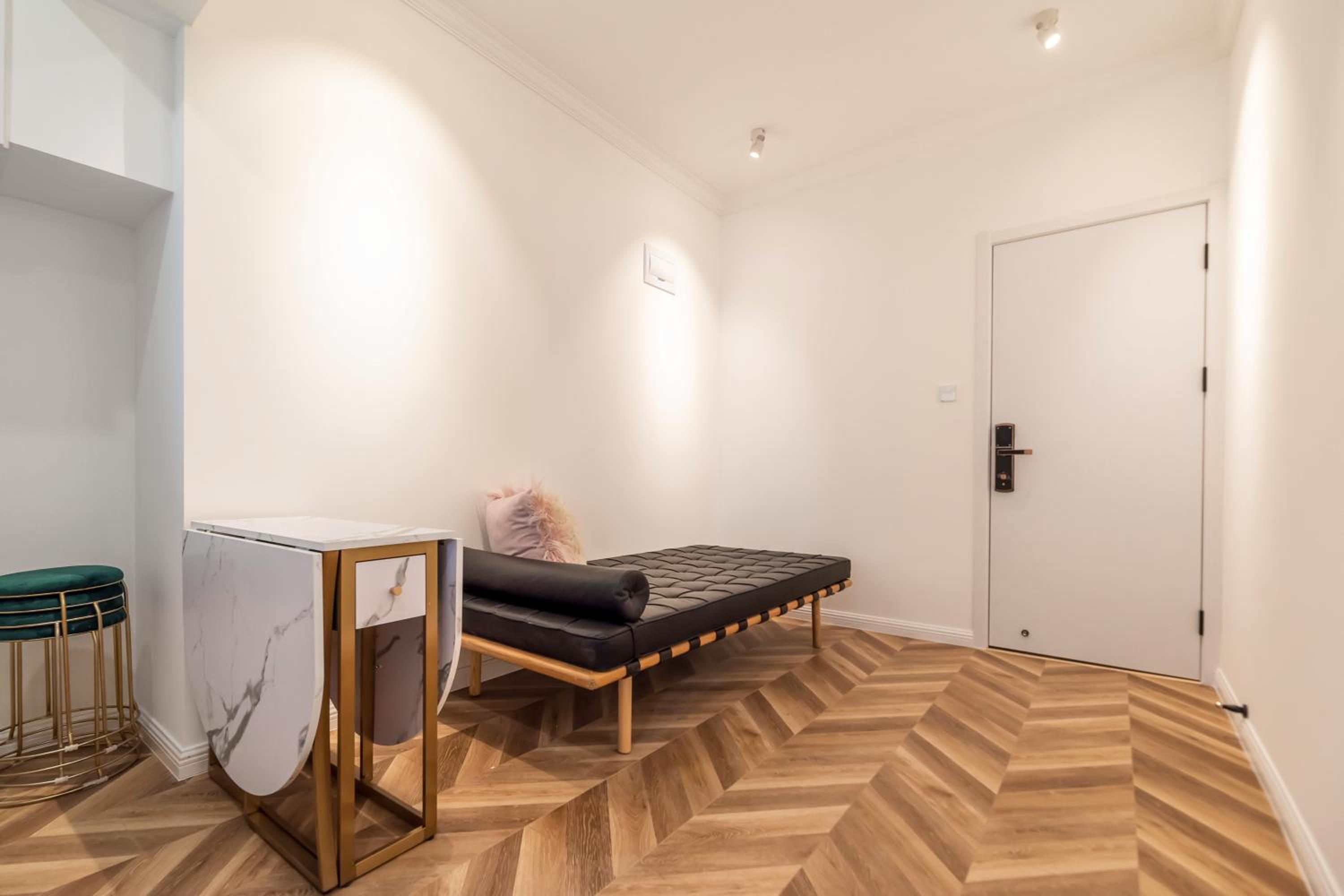 Shanghai Hills& Xu's Cozy Apartment,Lujiazui area,Line 6&9 and Near The Bund