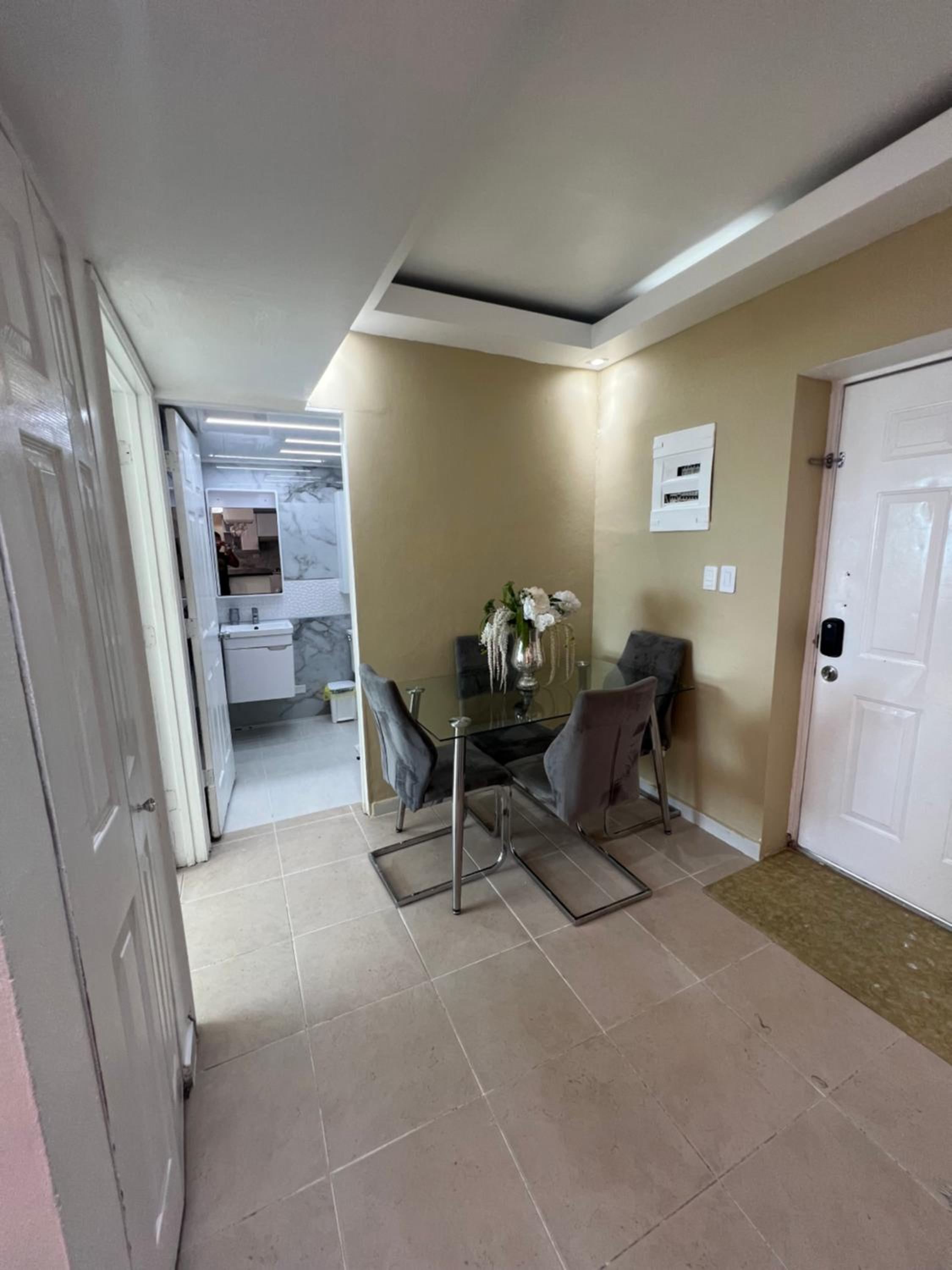 Apartamento cómodo con vista al mar