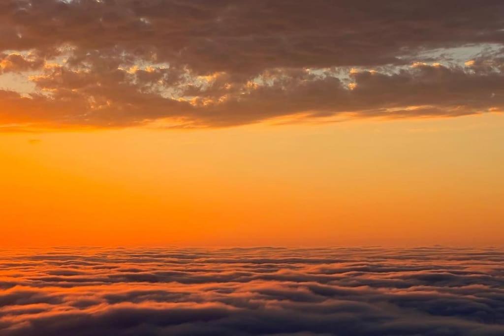 Cloudtop hut