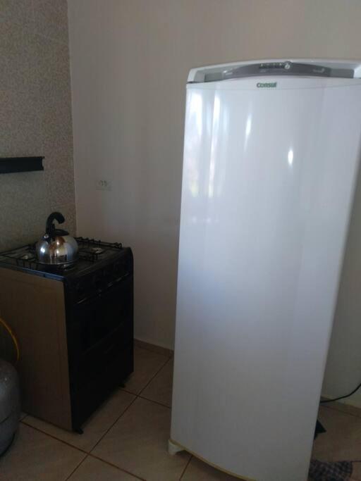 Condomínio fechado casa próximo Rio Paranapanema