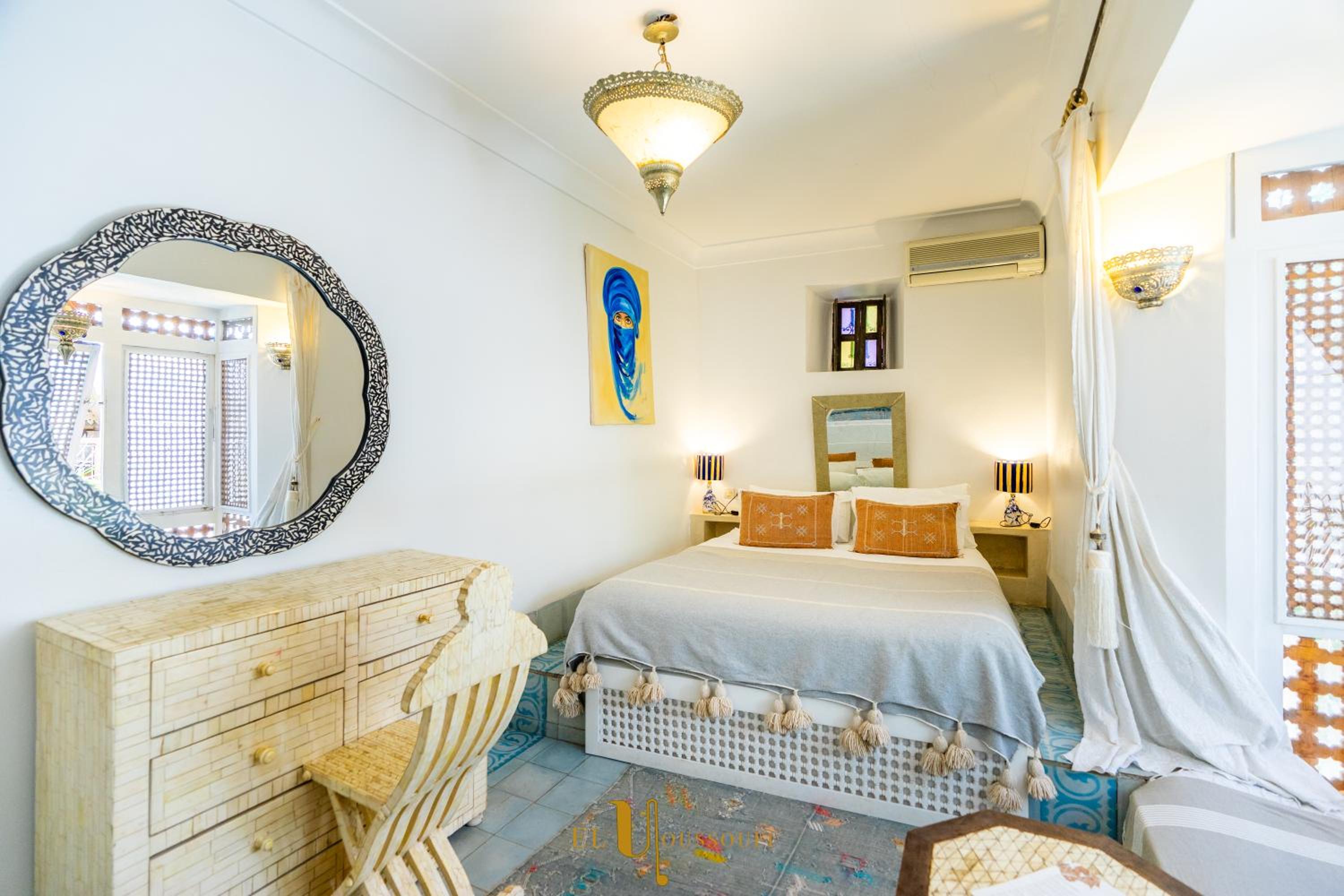 hotel room