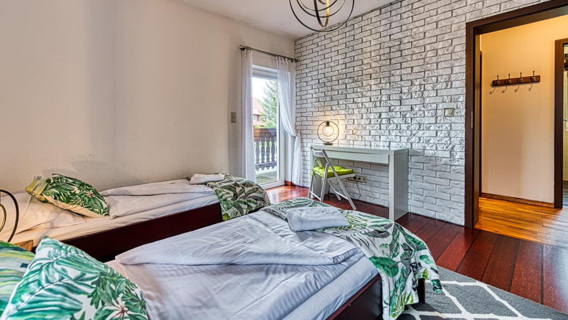 ROYAL APARTS Villa Vika Apartamenty Górskie z ogrodem