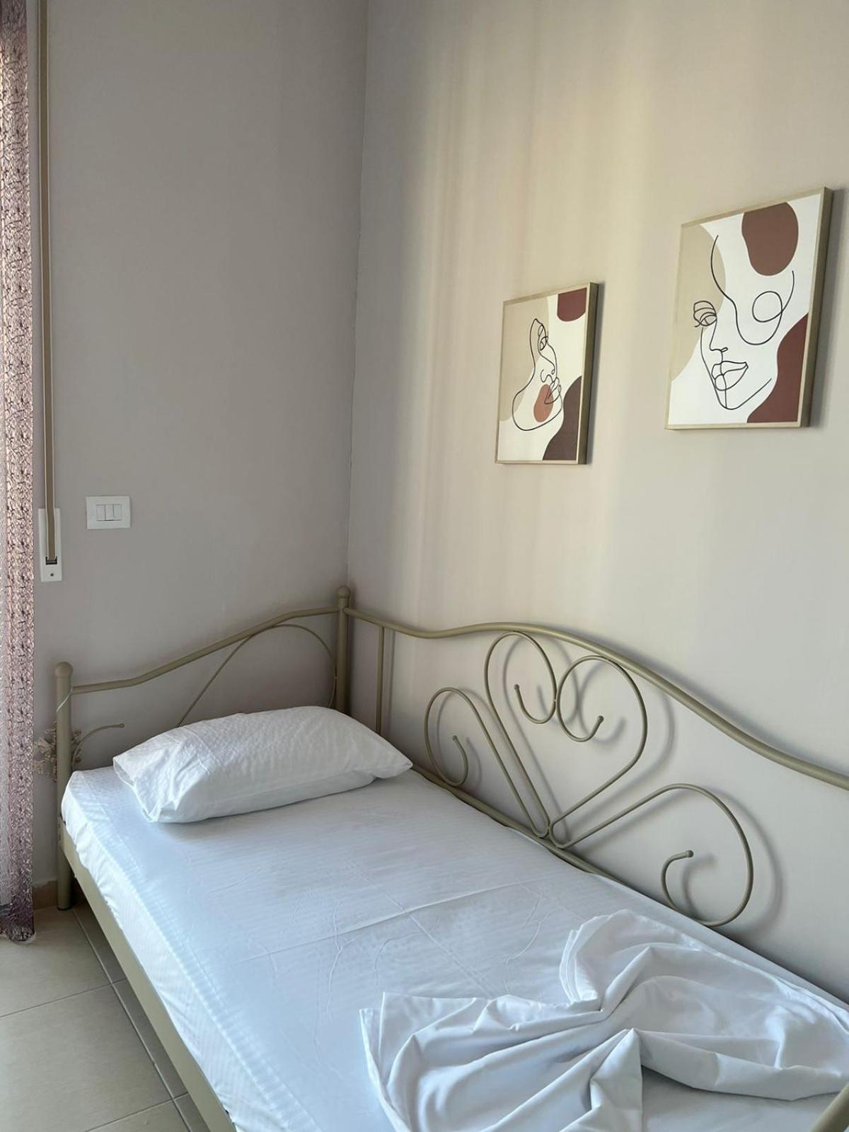 Sea La Vie Apartment