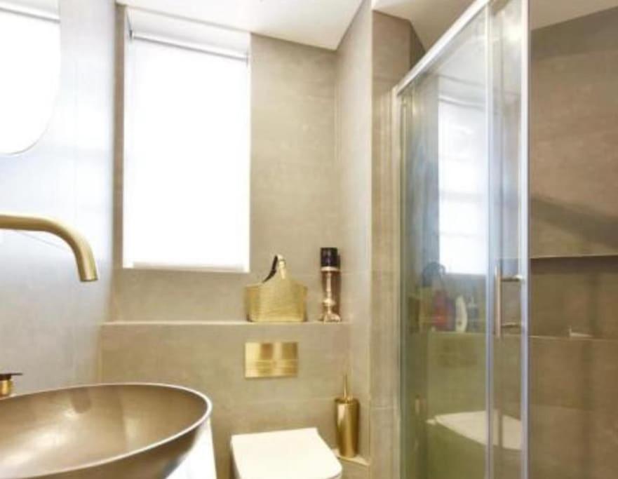 2 bed flat in St Johns Wood